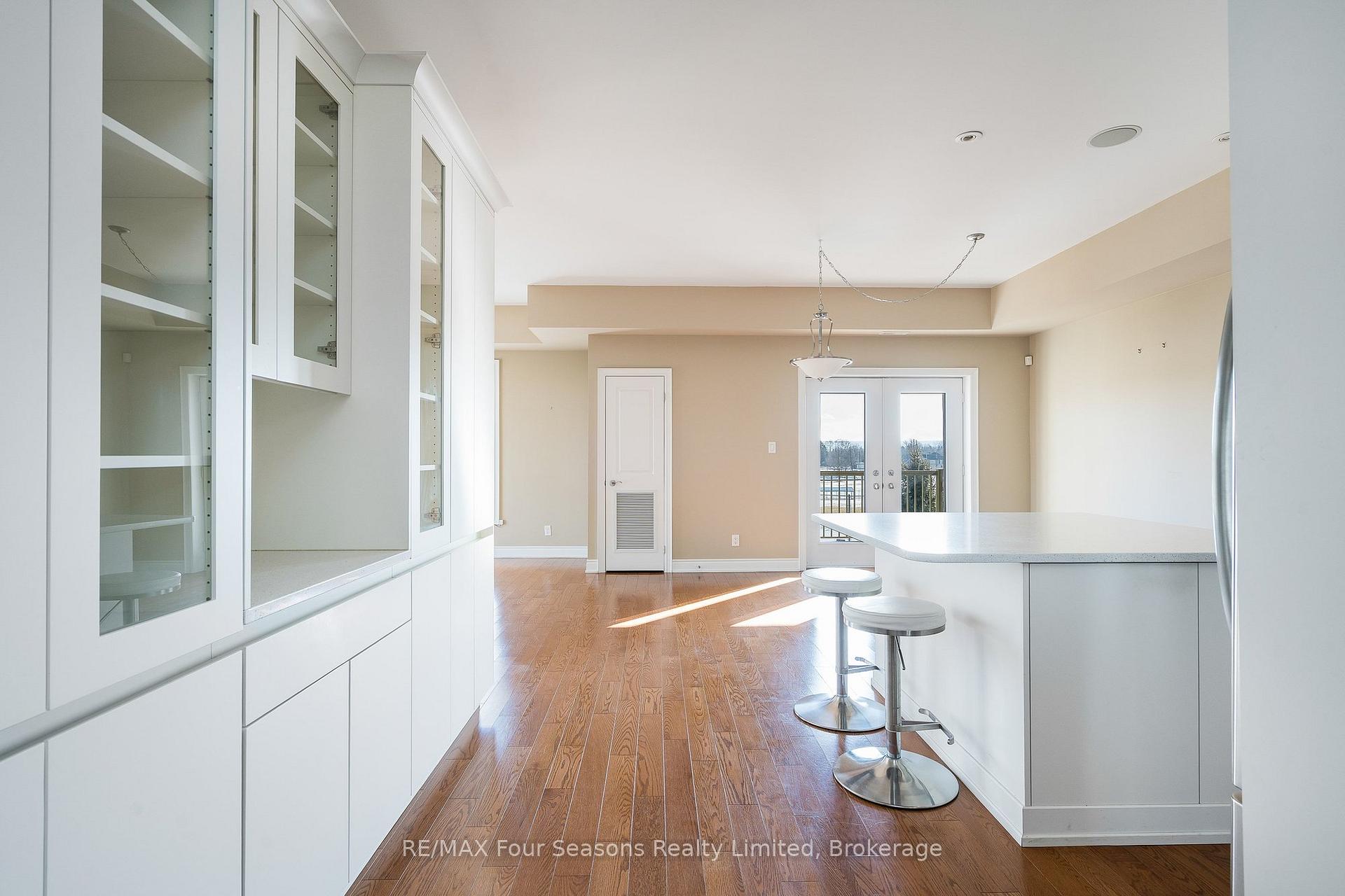 Photo 14 of Unit 305, 27 Beaver Street S, Blue Mountains — HOMEH