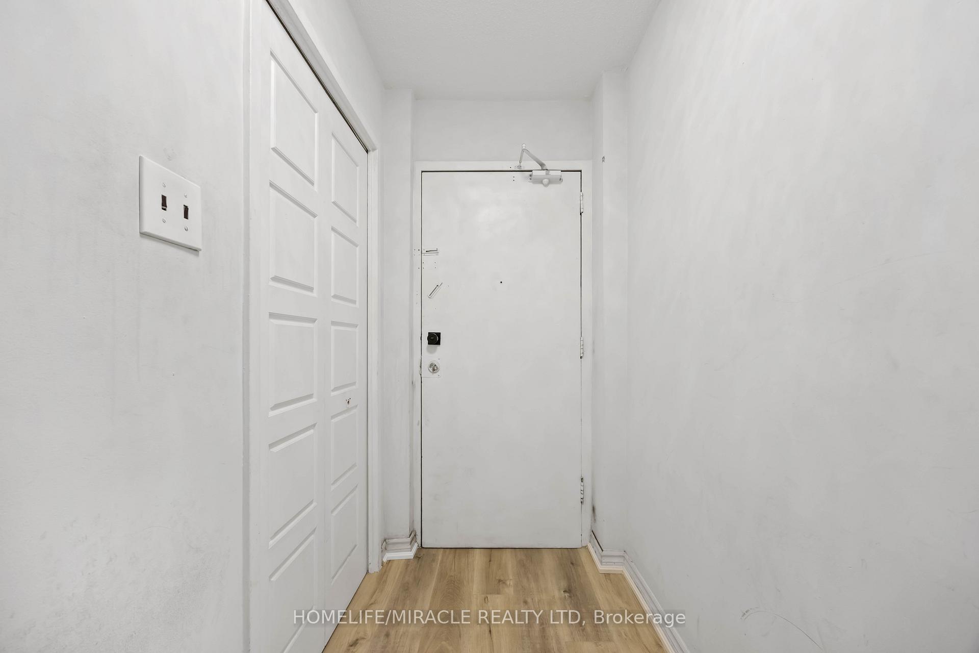 Photo 16 of Unit 1008, 60 Stevenson Road, Etobicoke, Mount Olive-Silverstone-Jamestown — HOMEH