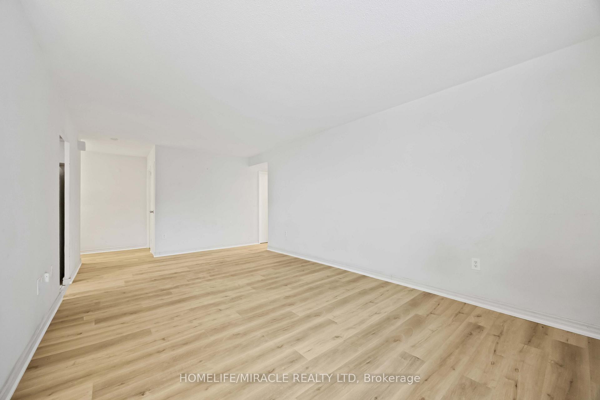 Photo 5 of Unit 1008, 60 Stevenson Road, Etobicoke, Mount Olive-Silverstone-Jamestown — HOMEH