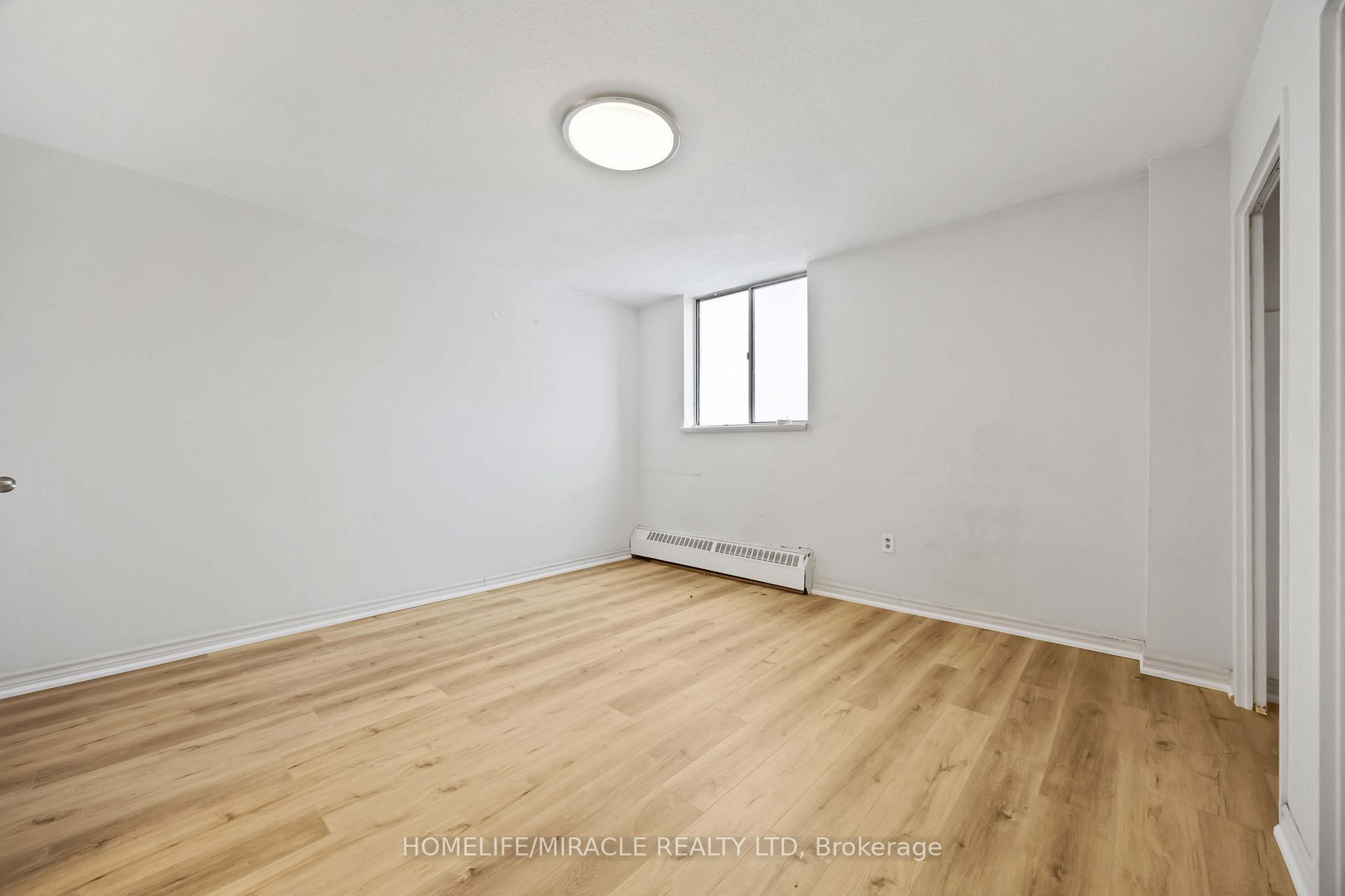 Photo 10 of Unit 1008, 60 Stevenson Road, Etobicoke, Mount Olive-Silverstone-Jamestown — HOMEH