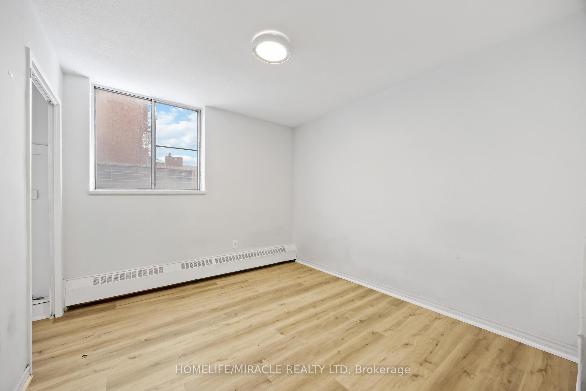 Photo 31 of Unit 1008, 60 Stevenson Road, Etobicoke, Mount Olive-Silverstone-Jamestown — HOMEH