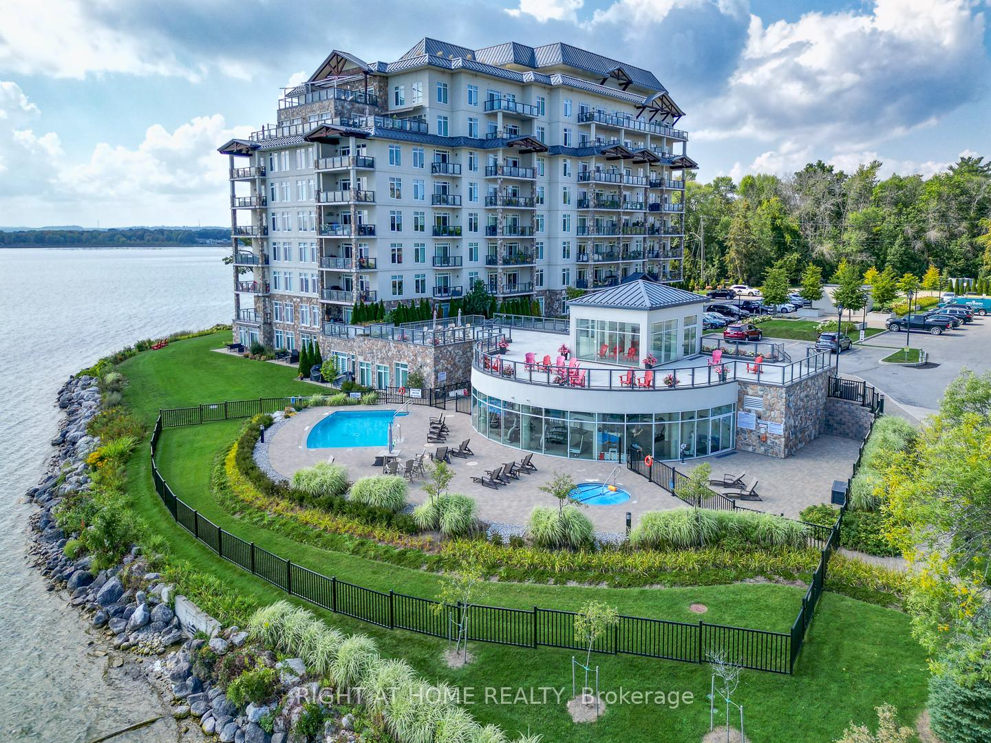 Photo 31 of Unit 705, 90 Orchard Point Road, Orillia — HOMEH