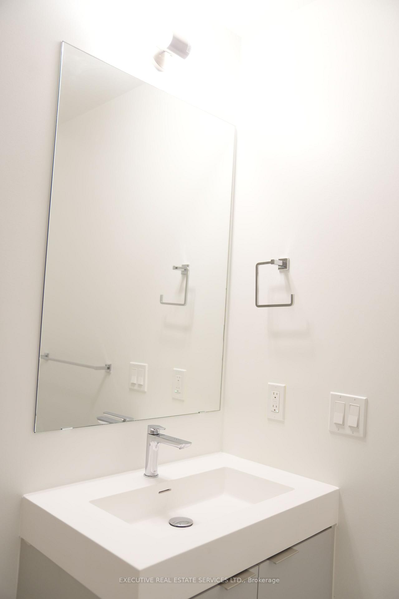 Photo 6 of Unit 1926, 498 Caldari Road, Vaughan, Concord — HOMEH