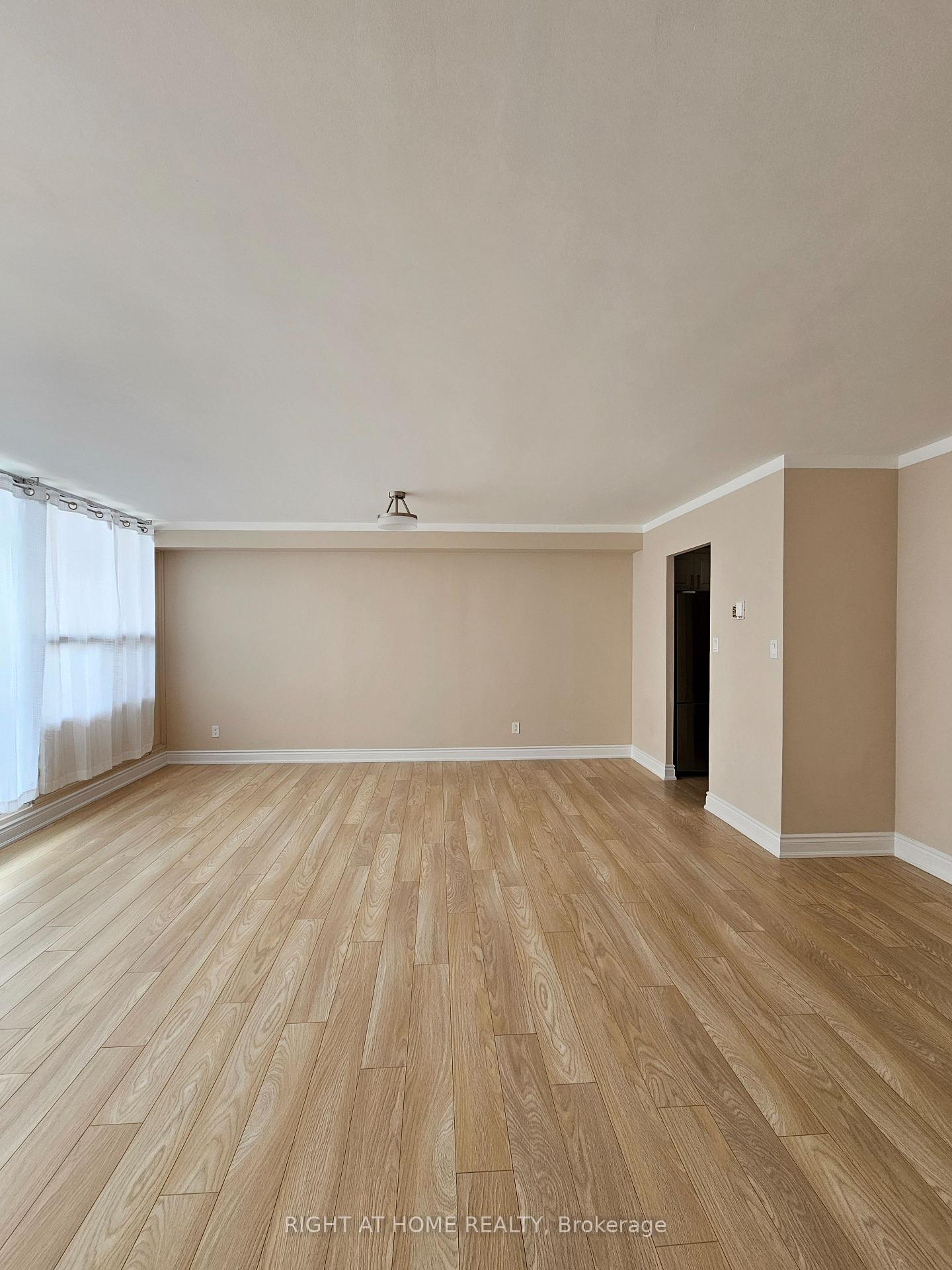 Photo 12 of Unit 908, 55 William Street E, Oshawa, O'Neill — HOMEH