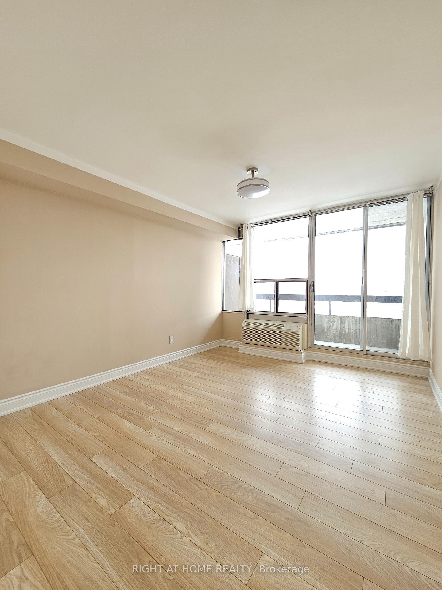 Photo 19 of Unit 908, 55 William Street E, Oshawa, O'Neill — HOMEH
