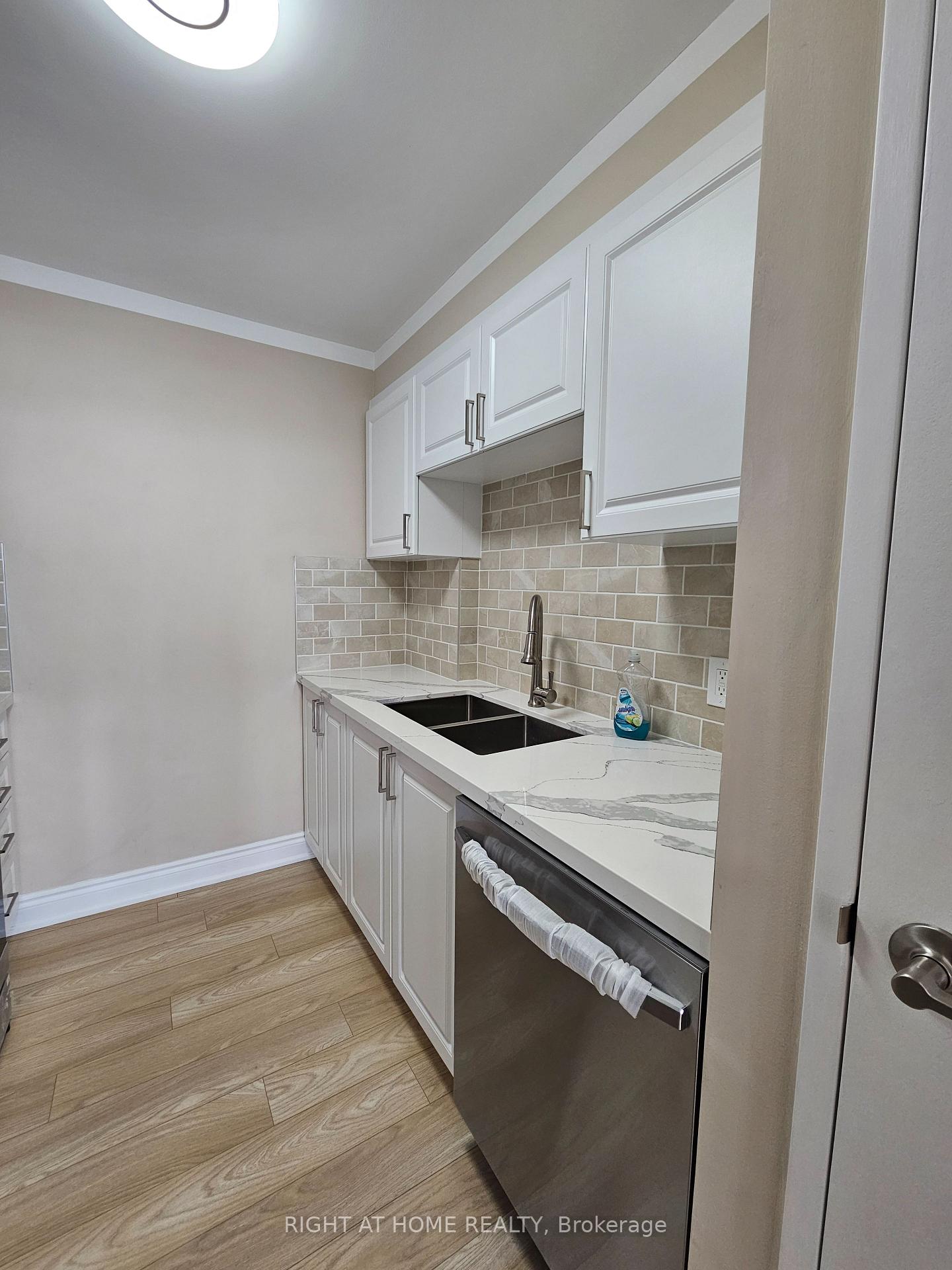 Photo 22 of Unit 908, 55 William Street E, Oshawa, O'Neill — HOMEH