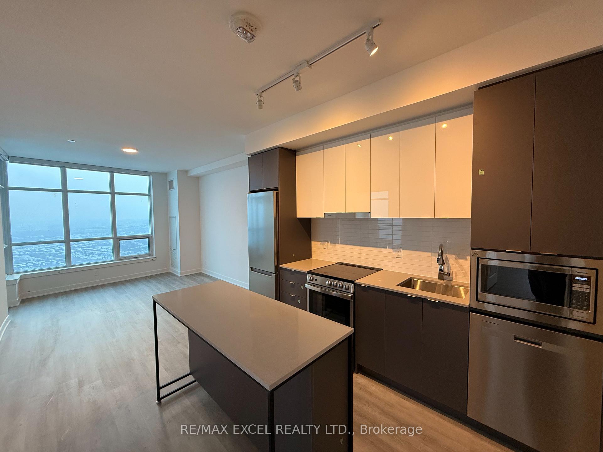Photo 5 of Unit 3502, 30 Upper Mall Way, Vaughan, Brownridge — HOMEH