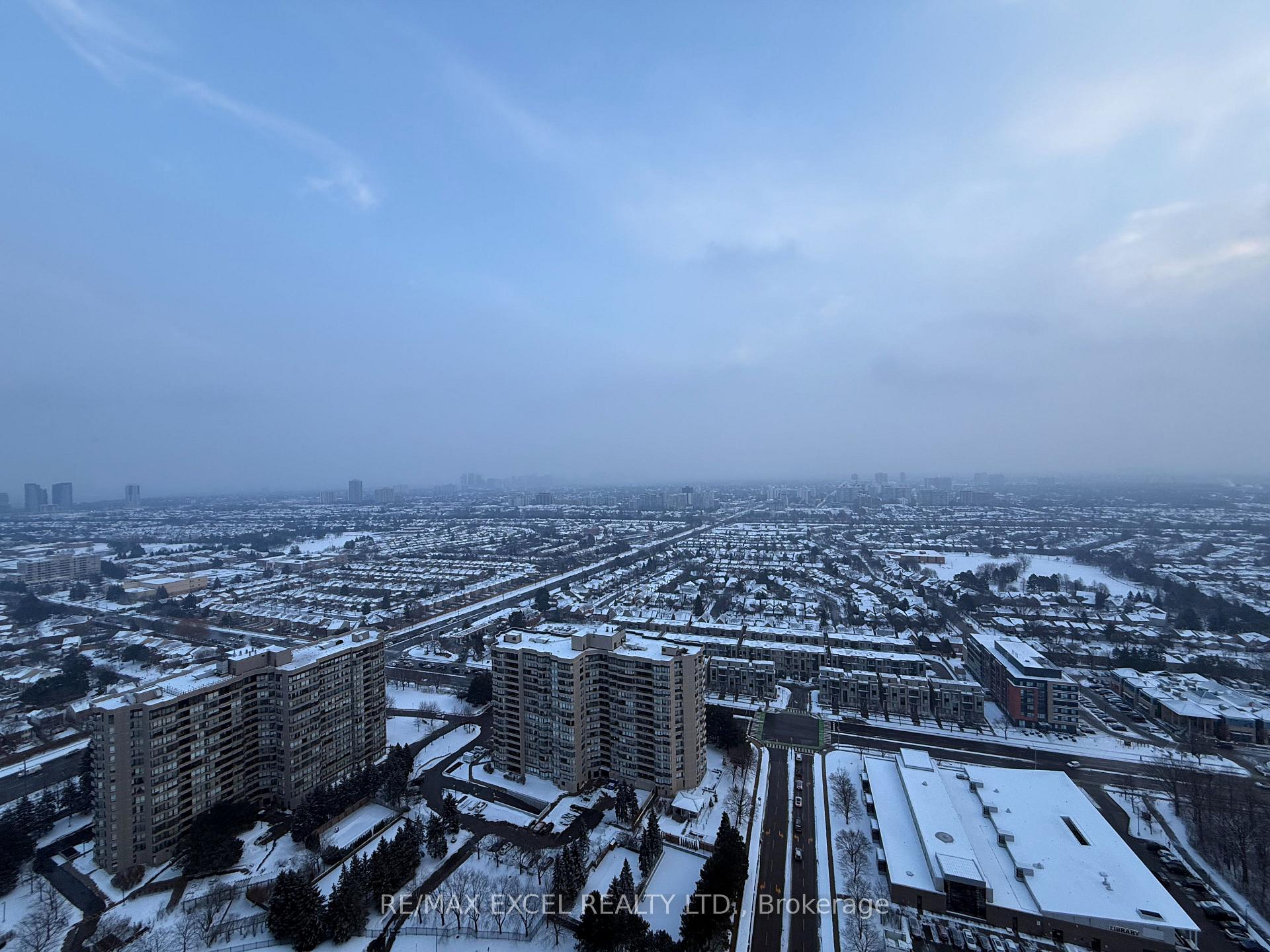 Photo 10 of Unit 3502, 30 Upper Mall Way, Vaughan, Brownridge — HOMEH