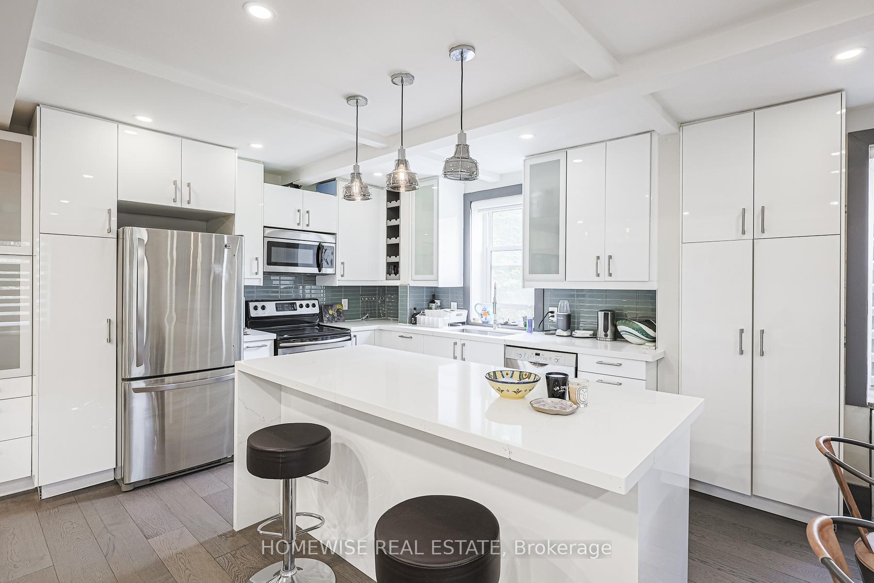Photo 4 of Unit 308, 2603 Bathurst Street, Toronto, Forest Hill North — HOMEH