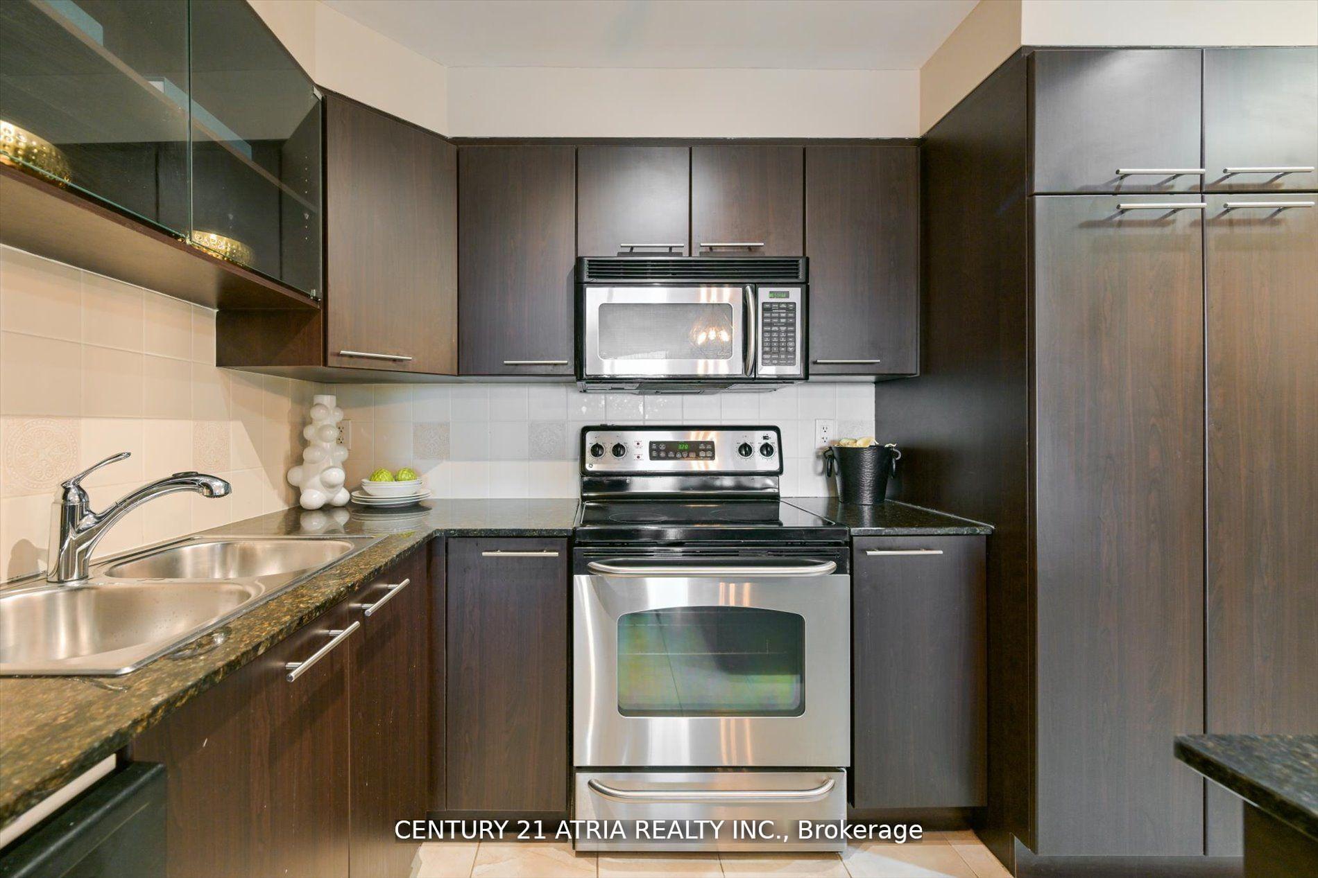 Photo 5 of Unit 609, 39 Galleria Parkway, Markham, Commerce Valley — HOMEH