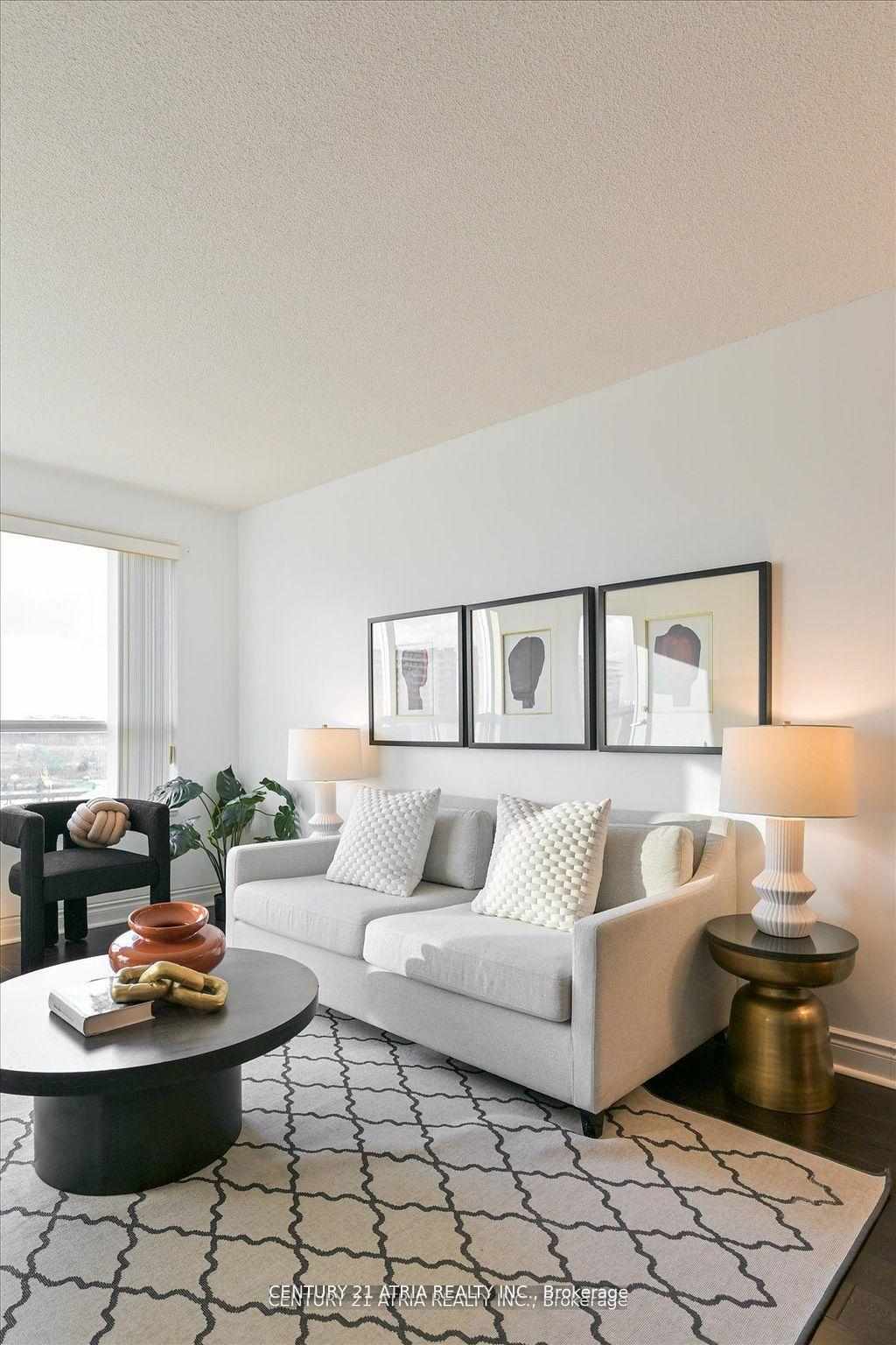 Photo 12 of Unit 609, 39 Galleria Parkway, Markham, Commerce Valley — HOMEH