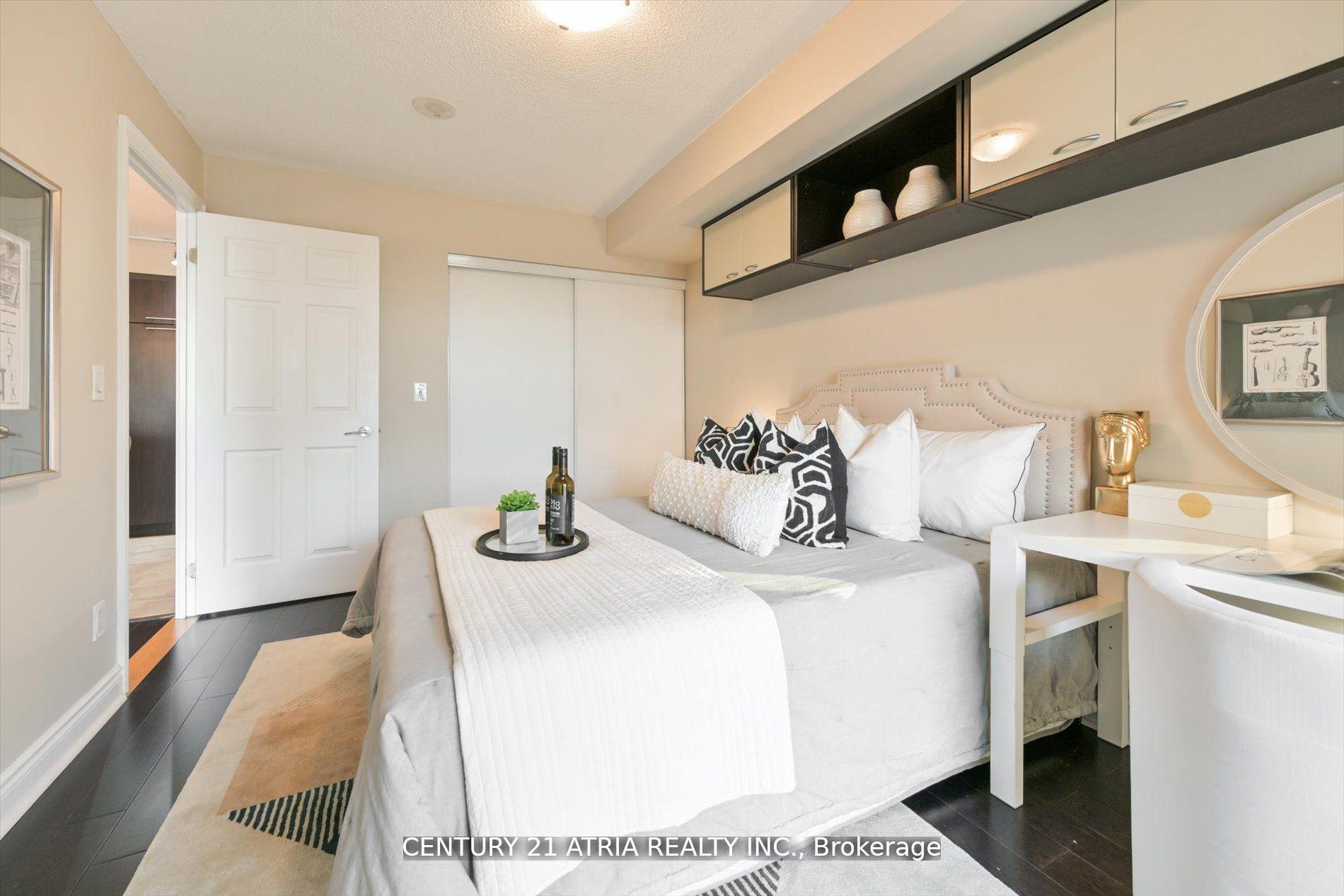 Photo 17 of Unit 609, 39 Galleria Parkway, Markham, Commerce Valley — HOMEH