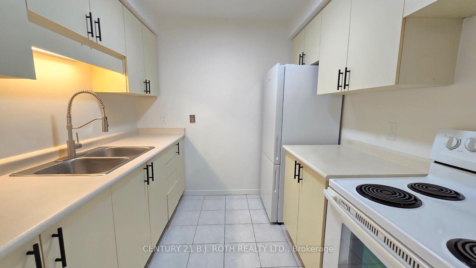 Photo 8 of Unit 7, 339 Blake Street, Barrie, North Shore — HOMEH