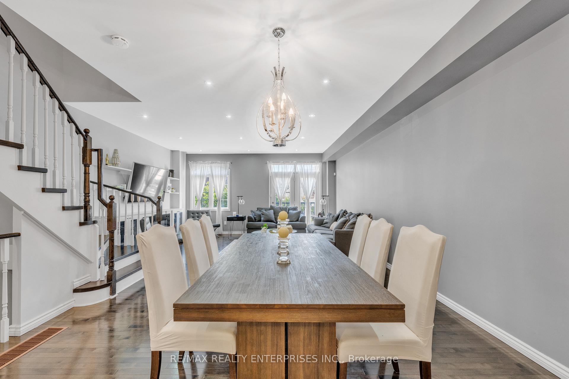Photo 2 of Unit 31, 1701 Finch Avenue E, Pickering, Village East — HOMEH