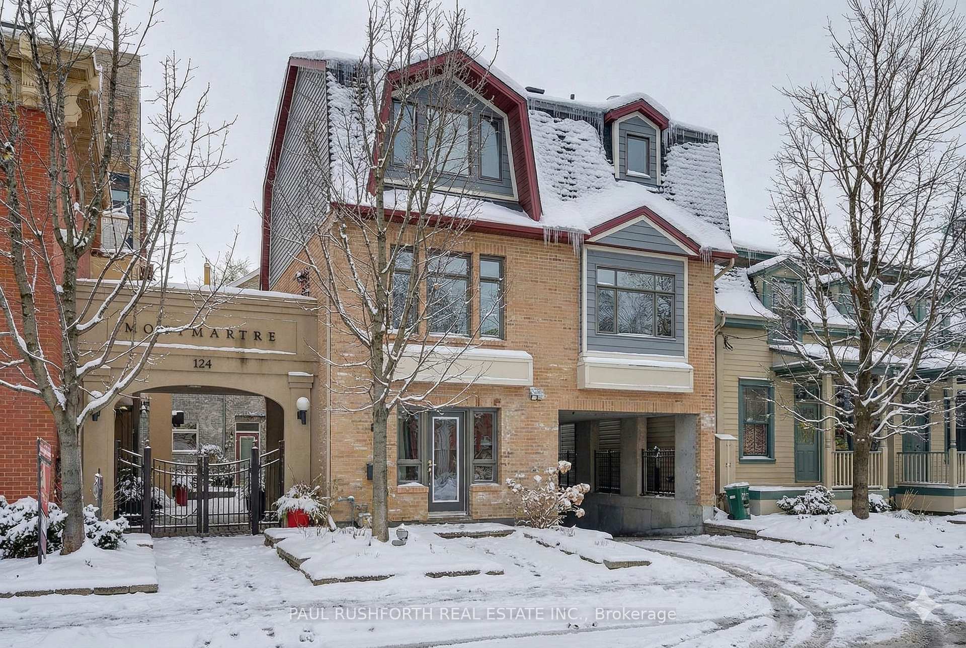 Front of Unit B303, 124 Guigues Avenue