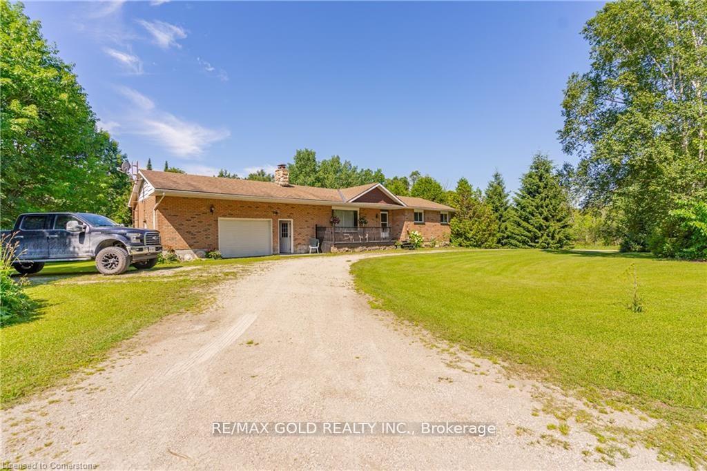 Photo 3 of 155756 7th Line RR2, Grey Highlands — HOMEH