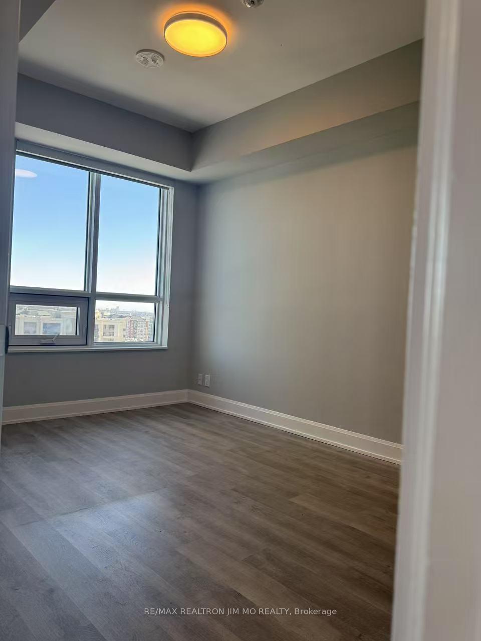 Photo 7 of Unit 1205, 12 Gandhi Lane, Markham, Commerce Valley — HOMEH