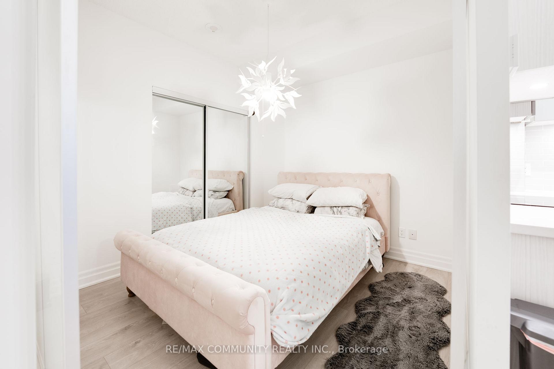 Photo 3 of Unit 504, 10 Rouge Valley Drive, Markham, Unionville — HOMEH