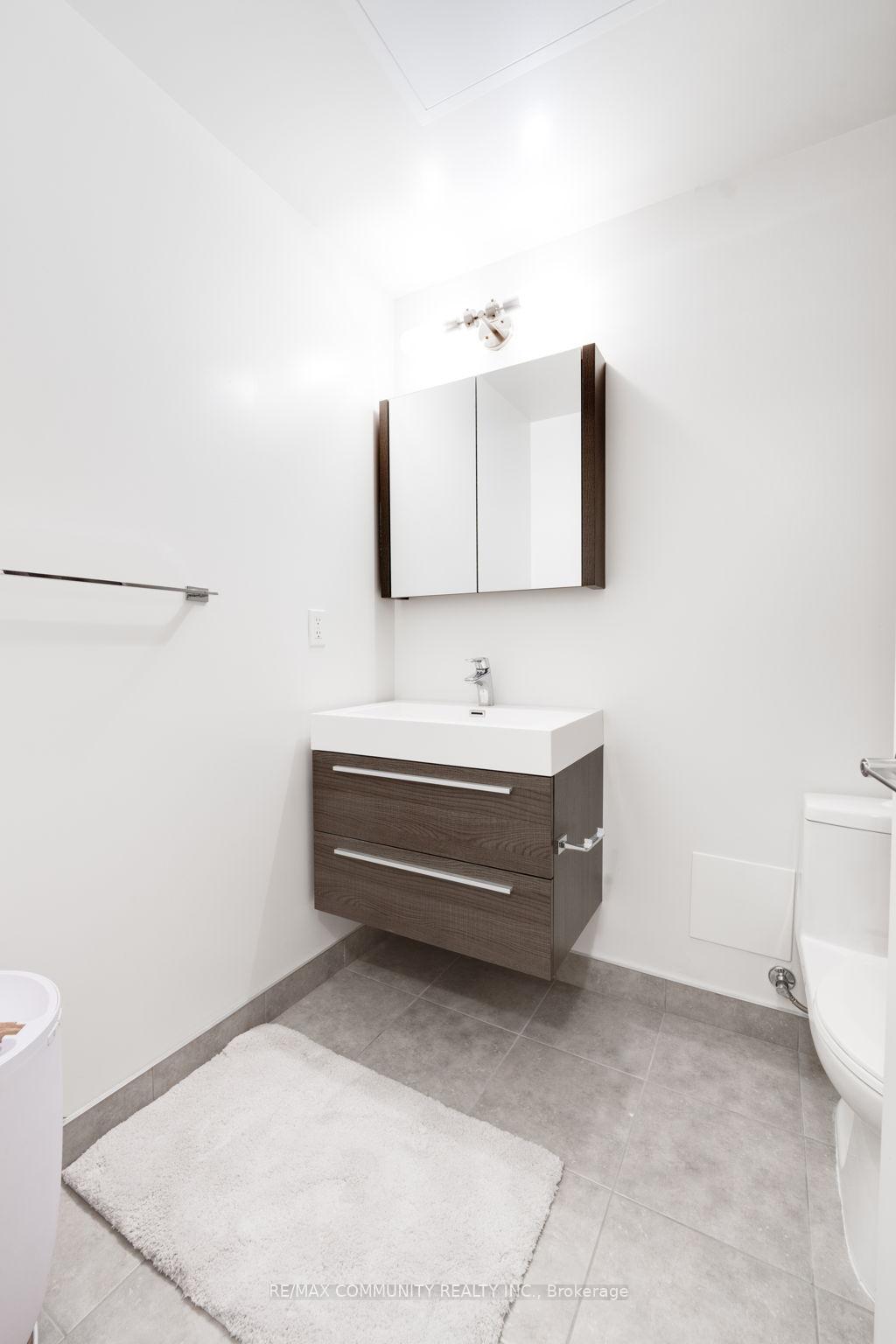 Photo 9 of Unit 504, 10 Rouge Valley Drive, Markham, Unionville — HOMEH