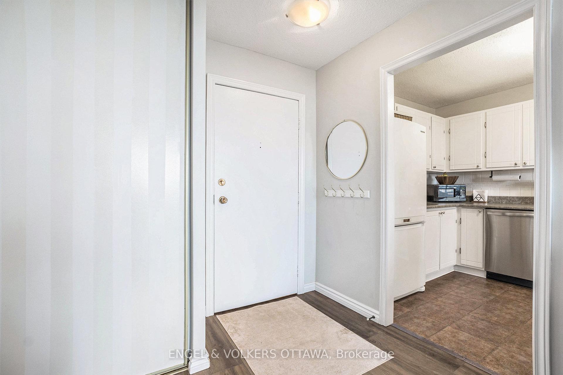 Photo 10 of Unit 2113, 665 Bathgate Drive, Ottawa, Carson Meadows — HOMEH