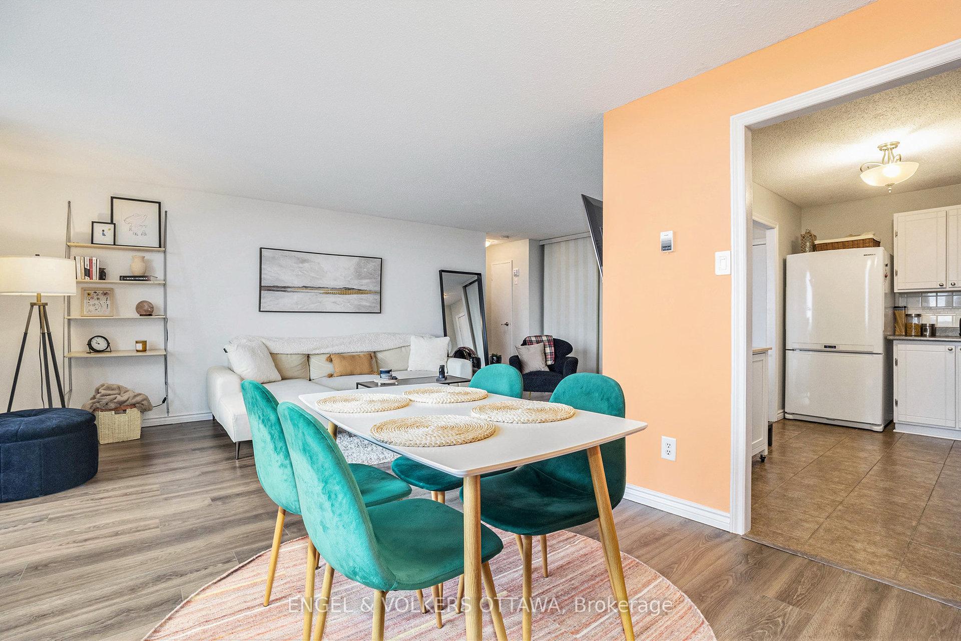 Photo 3 of Unit 2113, 665 Bathgate Drive, Ottawa, Carson Meadows — HOMEH