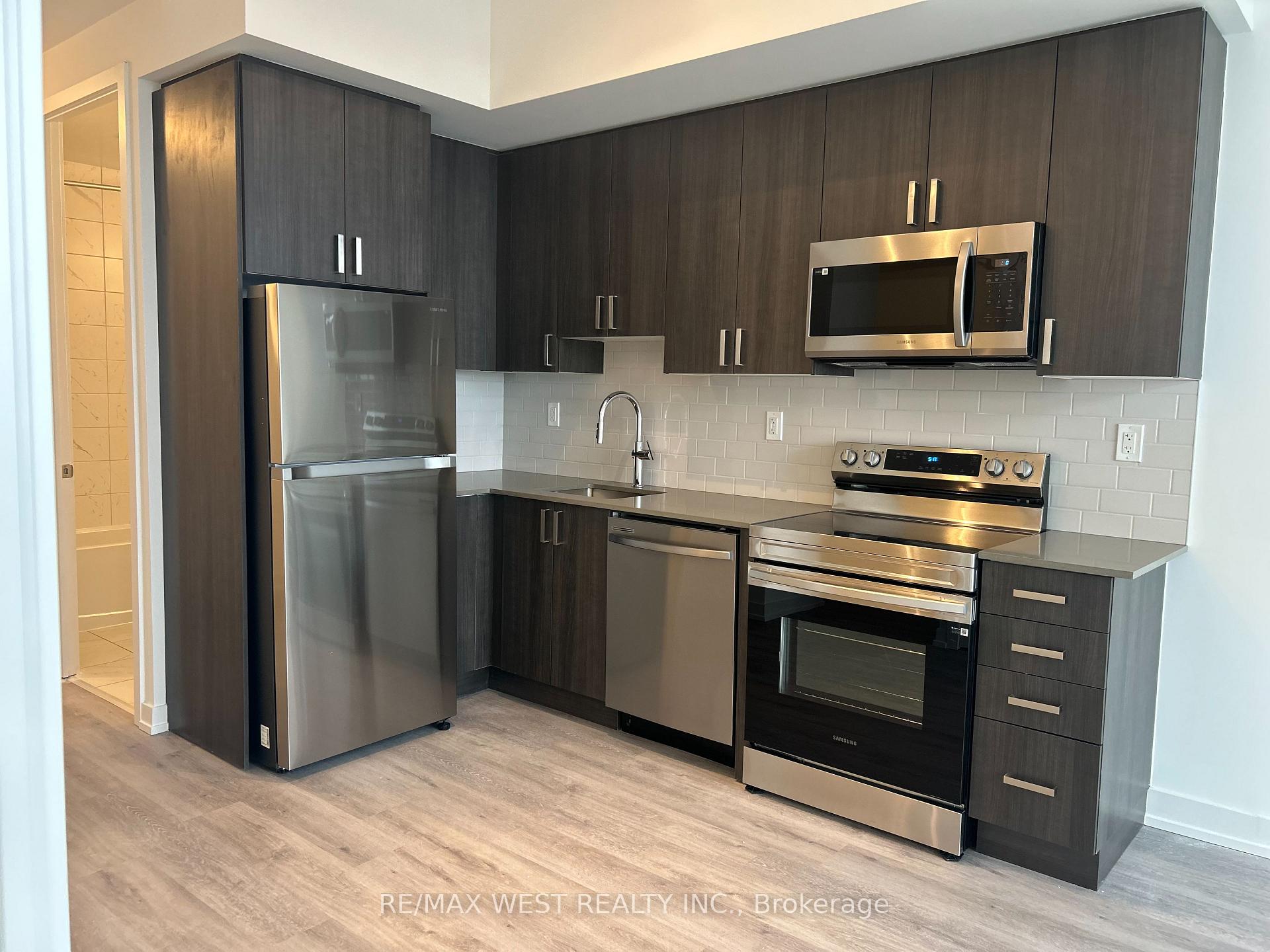 Photo 3 of Unit 3007, 1435 Celebration Drive, Pickering, Bay Ridges — HOMEH