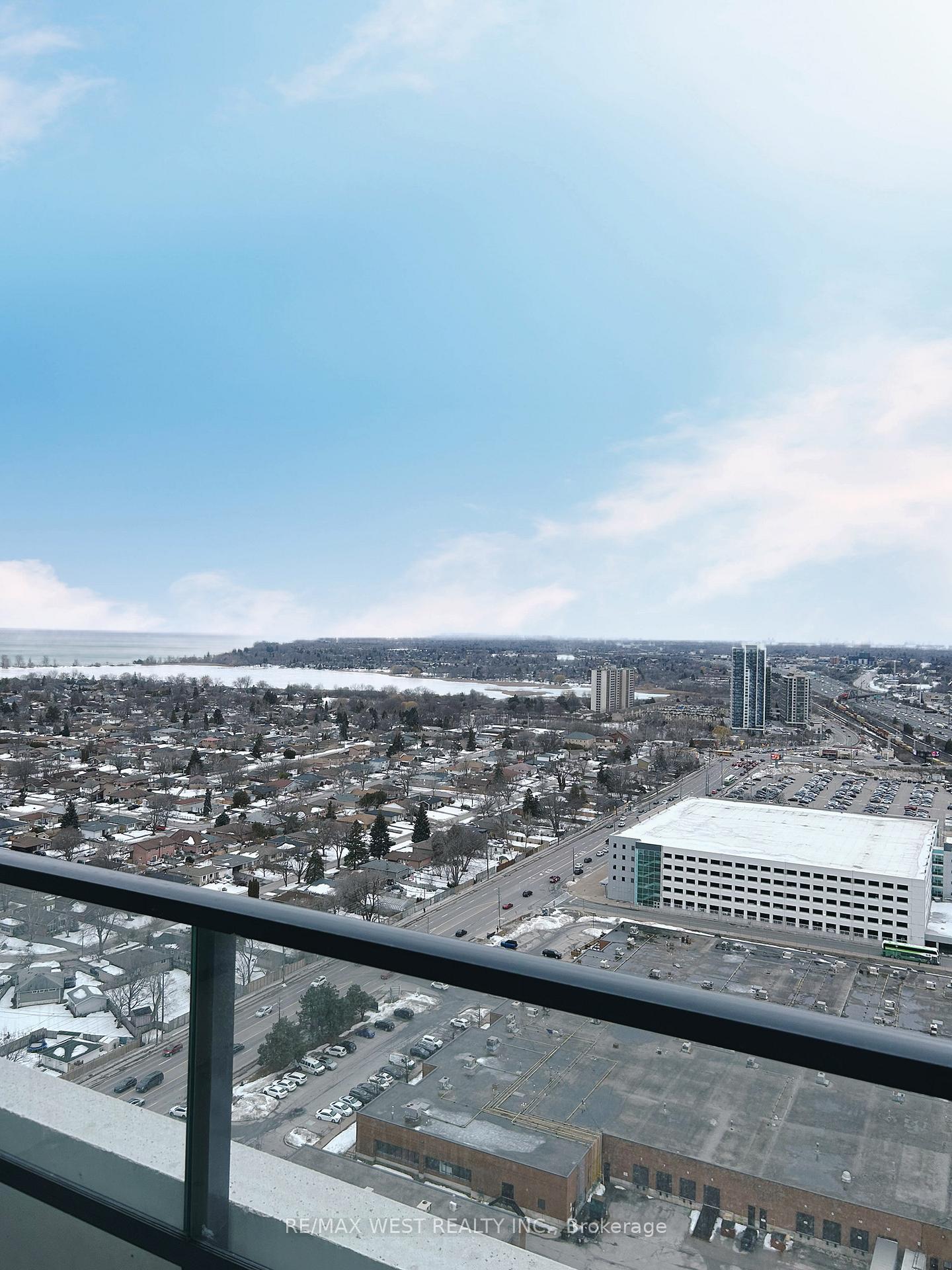 Photo 13 of Unit 3007, 1435 Celebration Drive, Pickering, Bay Ridges — HOMEH