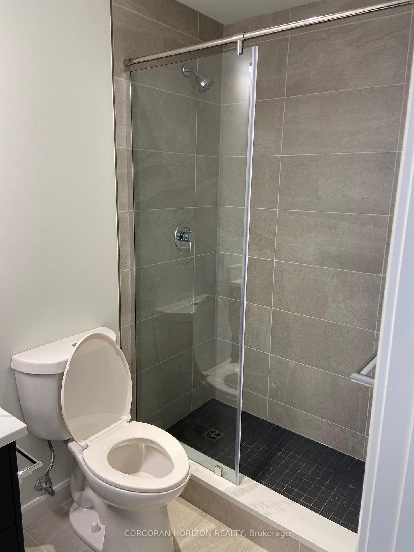 Photo 19 of Unit 1709, 741 King Street W, Kitchener — HOMEH