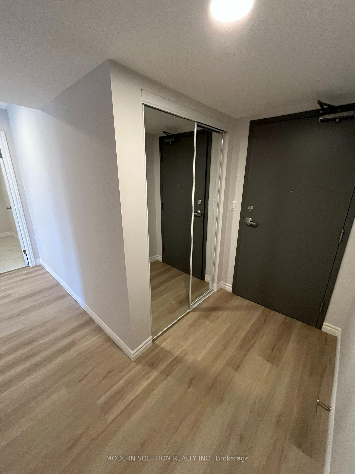 Photo 3 of Unit 412, 425 Watson Parkway N, Guelph, Grange Road — HOMEH