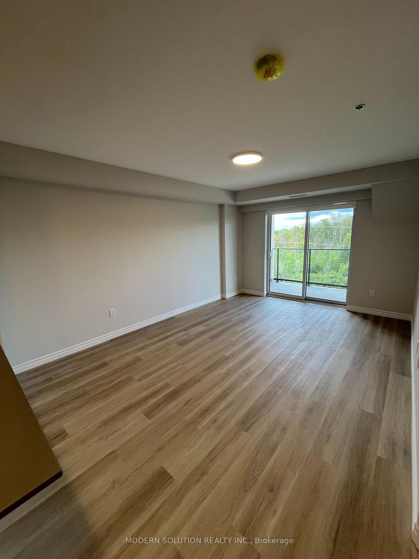 Photo 15 of Unit 412, 425 Watson Parkway N, Guelph, Grange Road — HOMEH