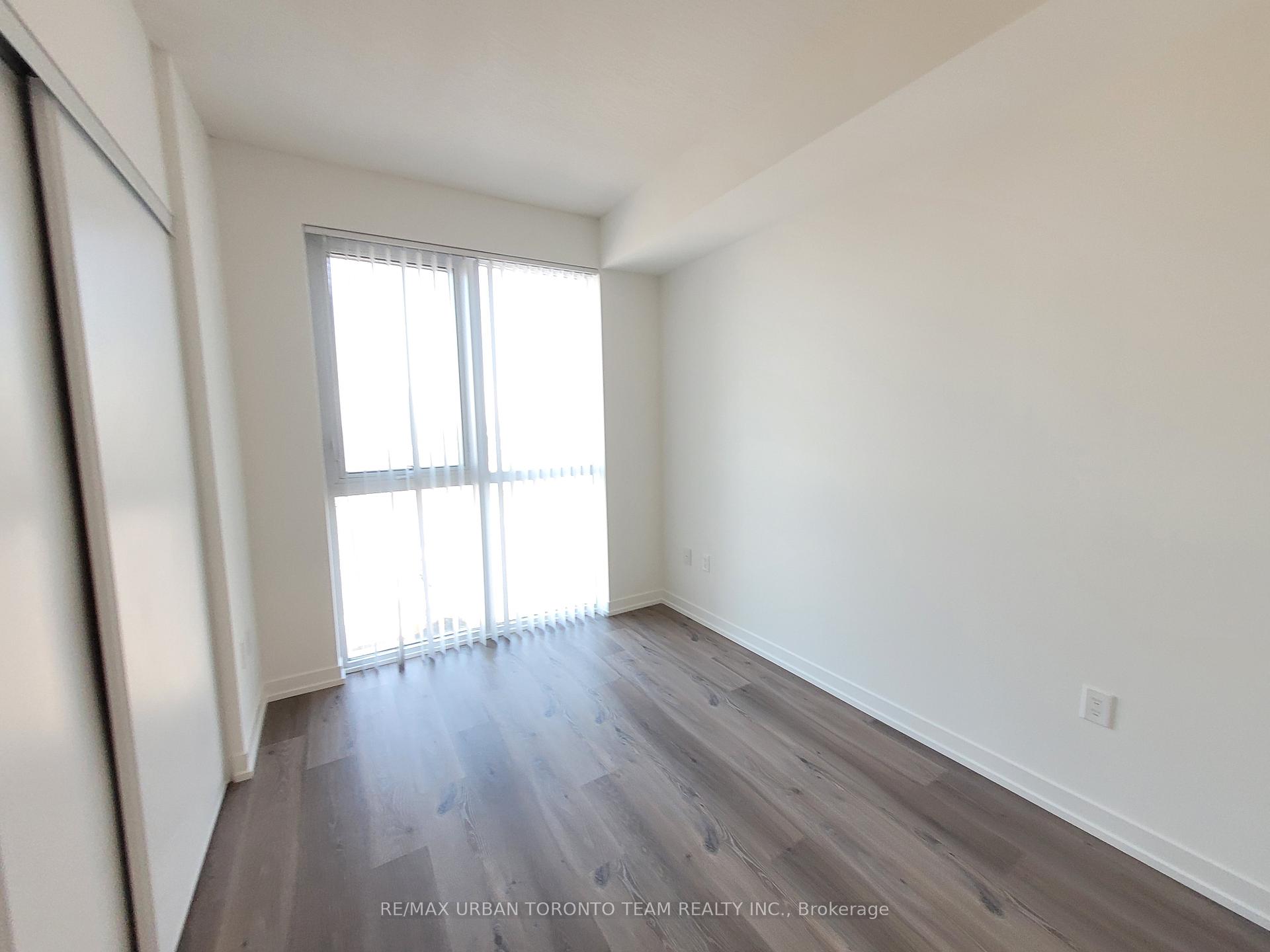 Photo 2 of Unit 1106, 225 Commerce St Street, Vaughan, Vaughan Corporate Centre — HOMEH
