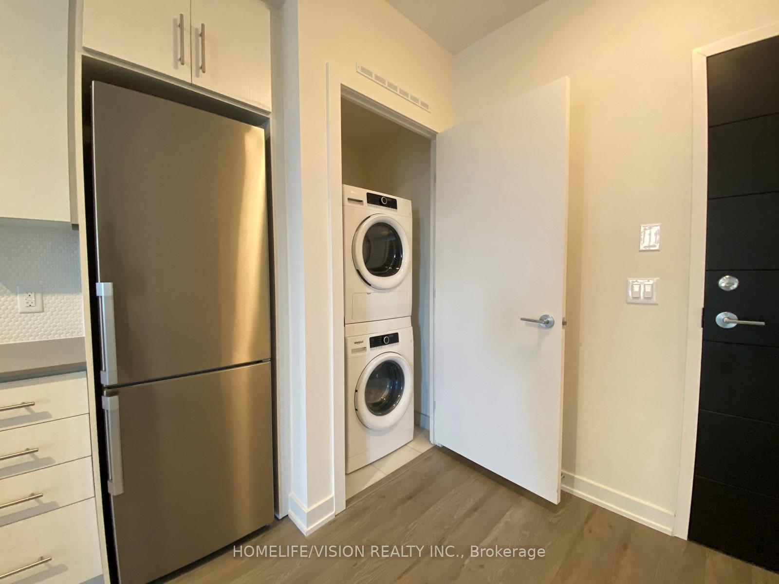 Photo 3 of Unit 804, 212 King William Street, Hamilton, Beasley — HOMEH
