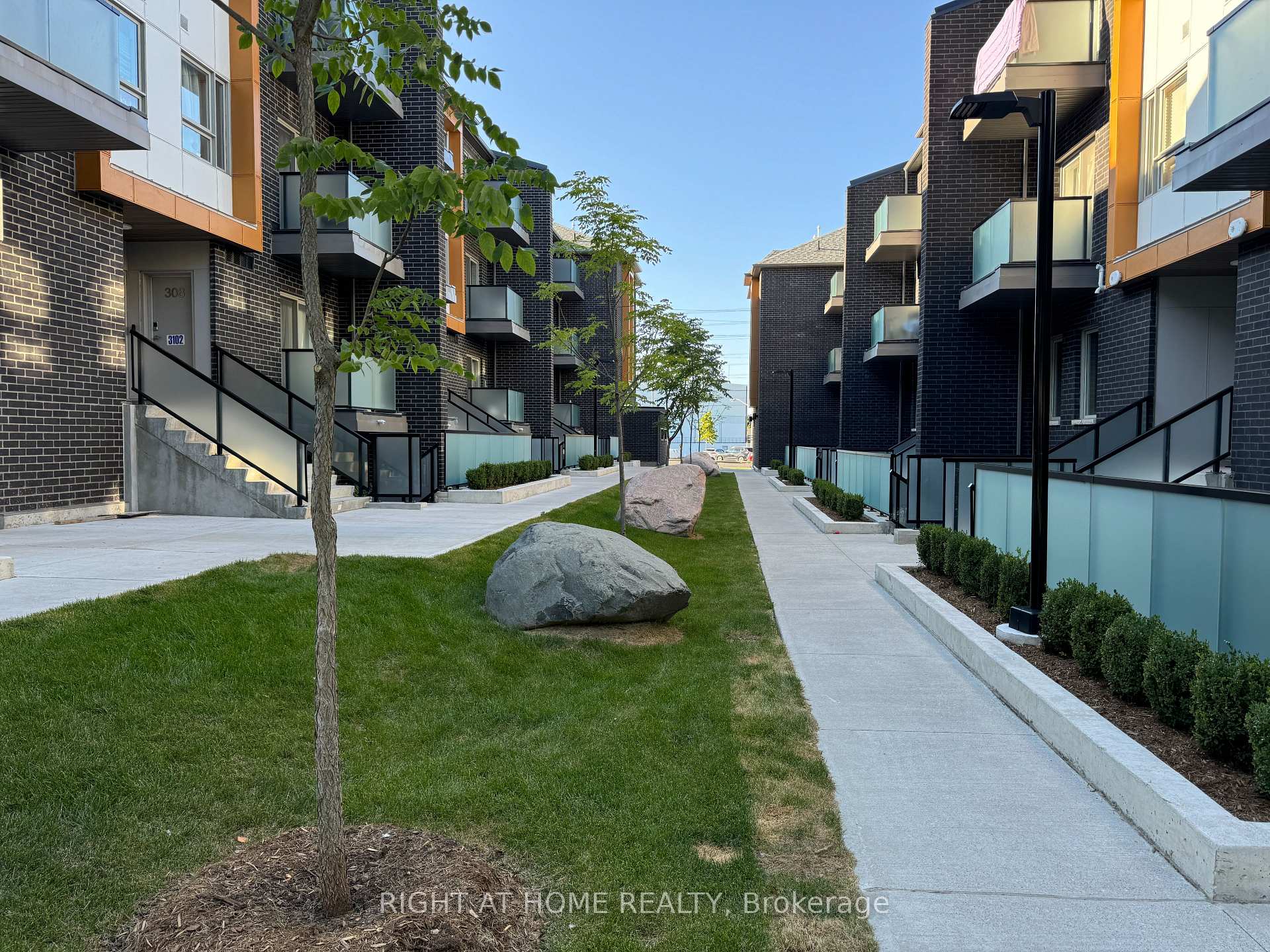 Photo 1 of Unit 412, 2789 Eglinton Avenue E, Scarborough, Eglinton East — HOMEH