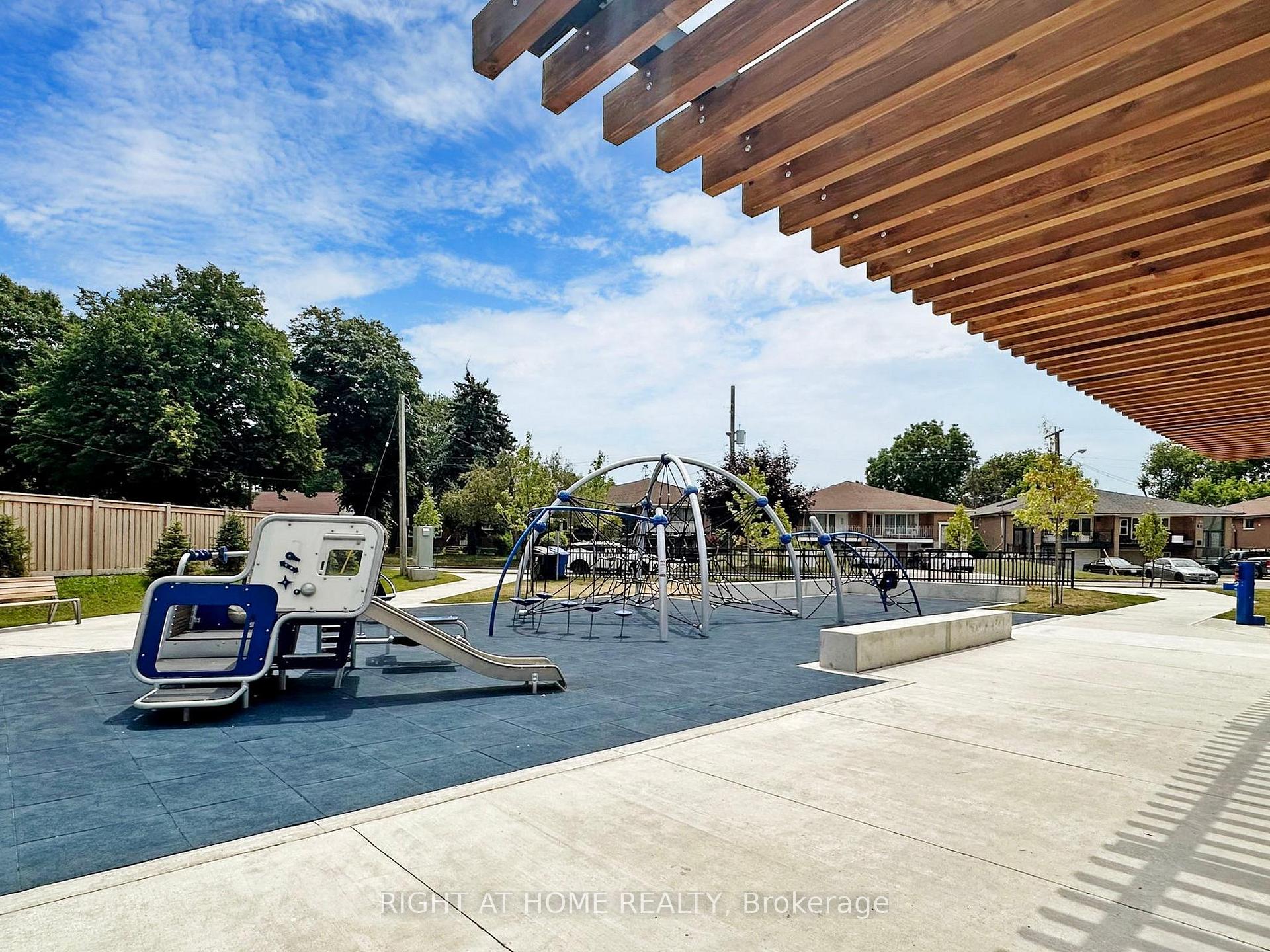 Photo 19 of Unit 412, 2789 Eglinton Avenue E, Scarborough, Eglinton East — HOMEH