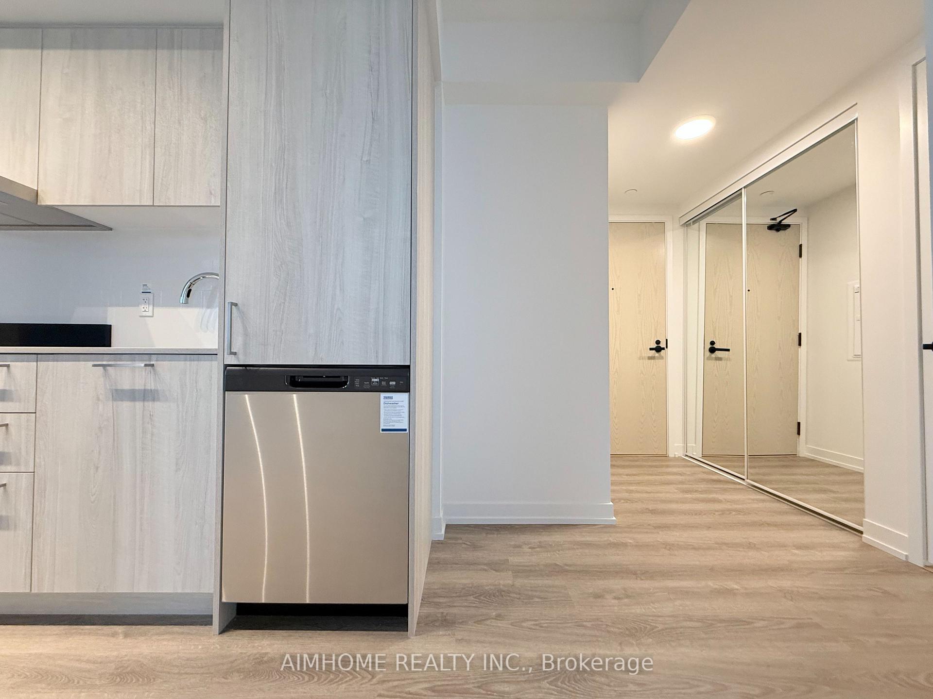 Photo 17 of Unit 2003, 195 Commerce Street, Vaughan, Vaughan Corporate Centre — HOMEH