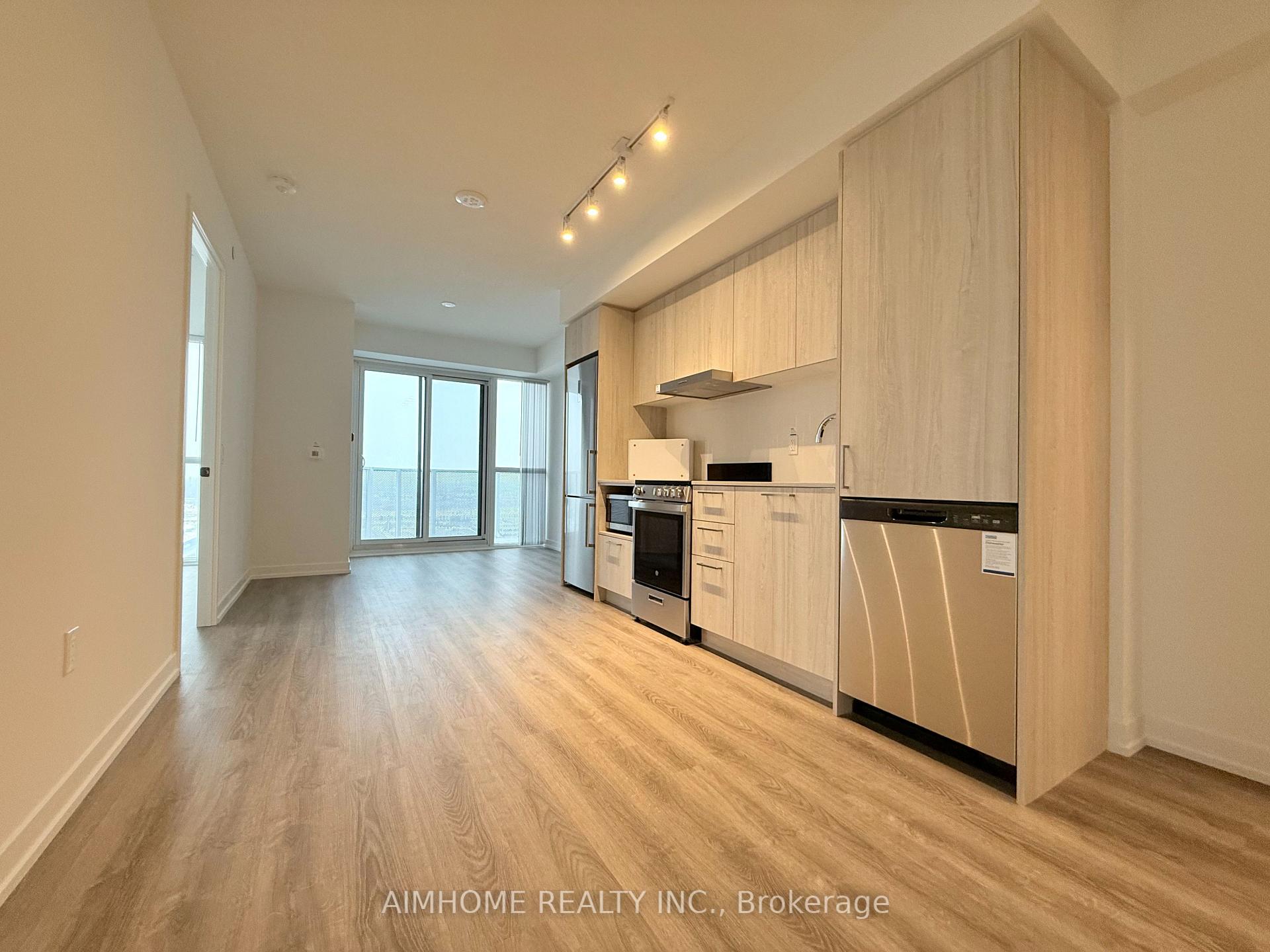 Photo 4 of Unit 2003, 195 Commerce Street, Vaughan, Vaughan Corporate Centre — HOMEH
