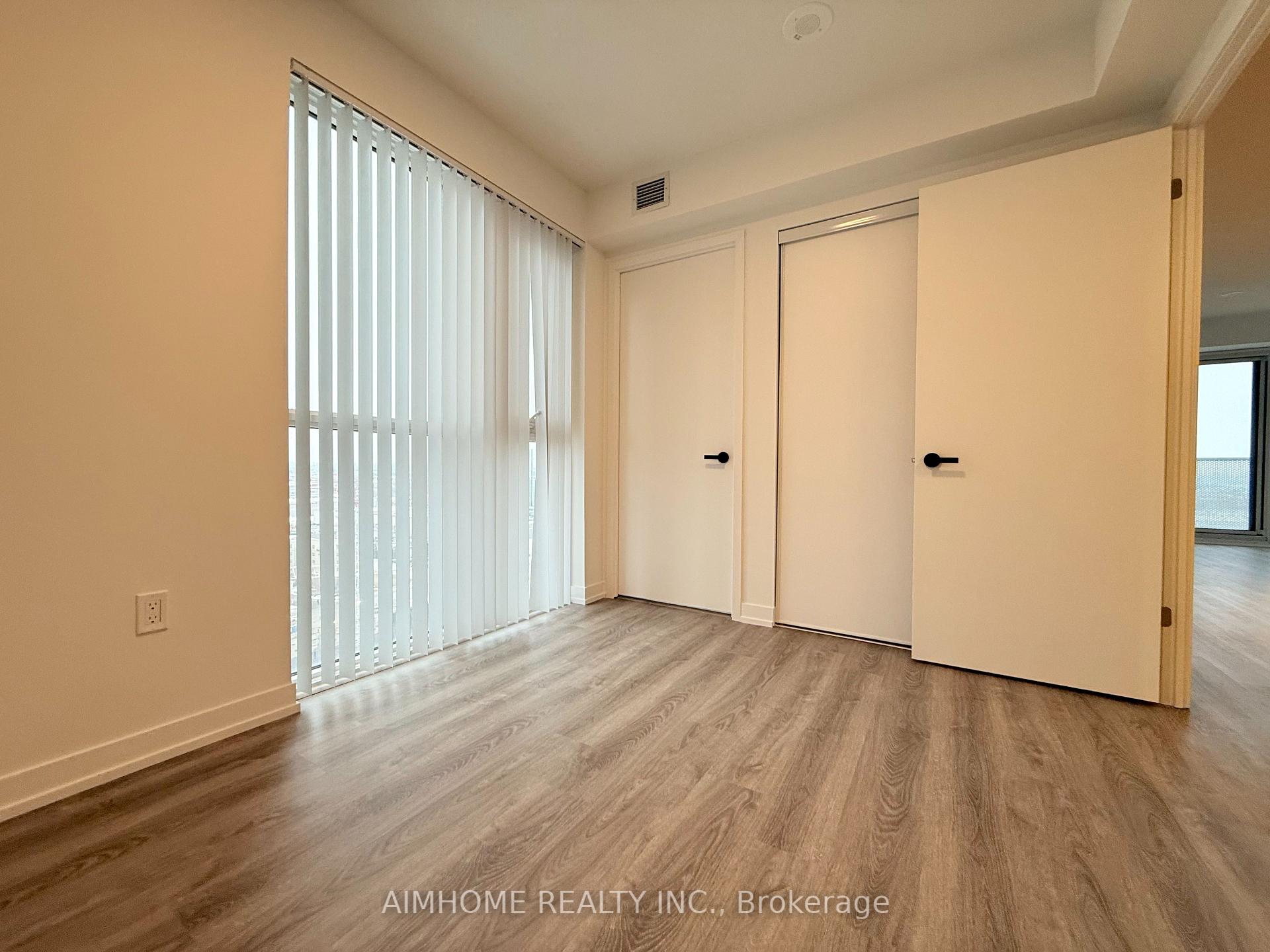Photo 9 of Unit 2003, 195 Commerce Street, Vaughan, Vaughan Corporate Centre — HOMEH