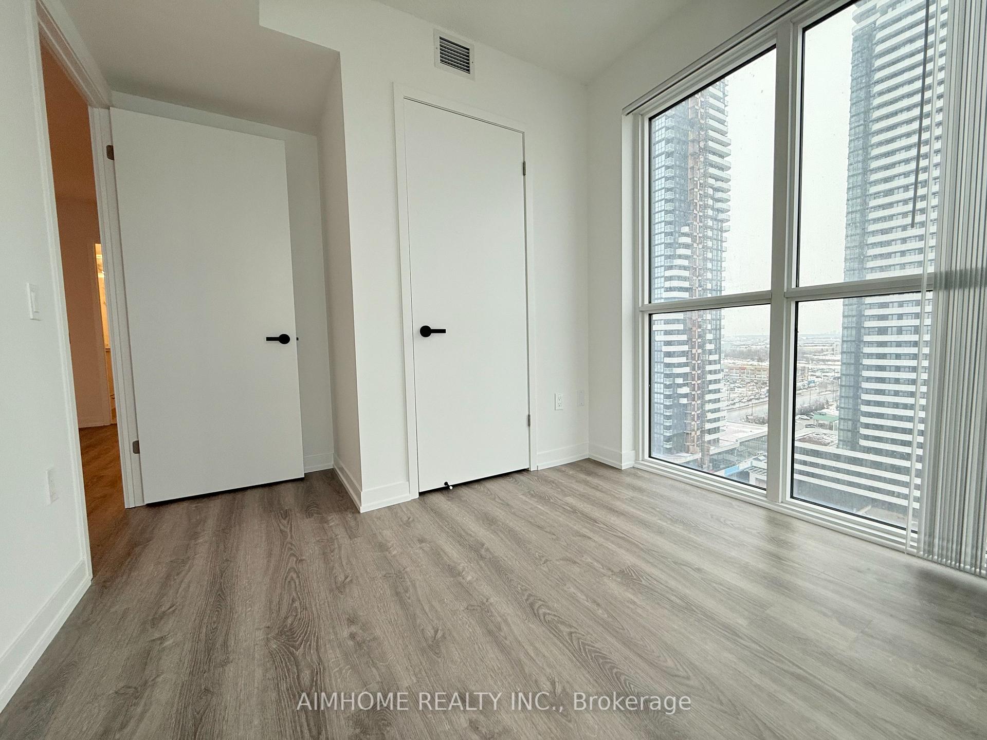 Photo 11 of Unit 2003, 195 Commerce Street, Vaughan, Vaughan Corporate Centre — HOMEH