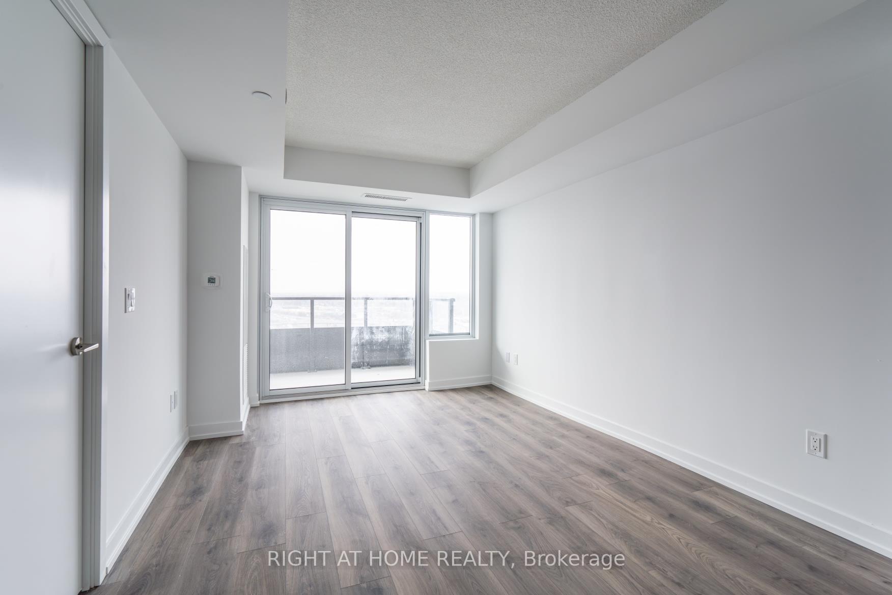 Photo 2 of 1435 Celebration Drive, Pickering, Bay Ridges — HOMEH