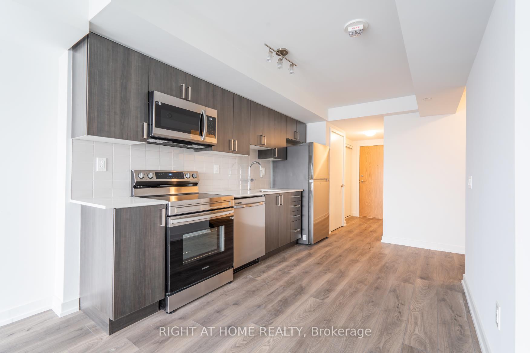 Photo 21 of 1435 Celebration Drive, Pickering, Bay Ridges — HOMEH