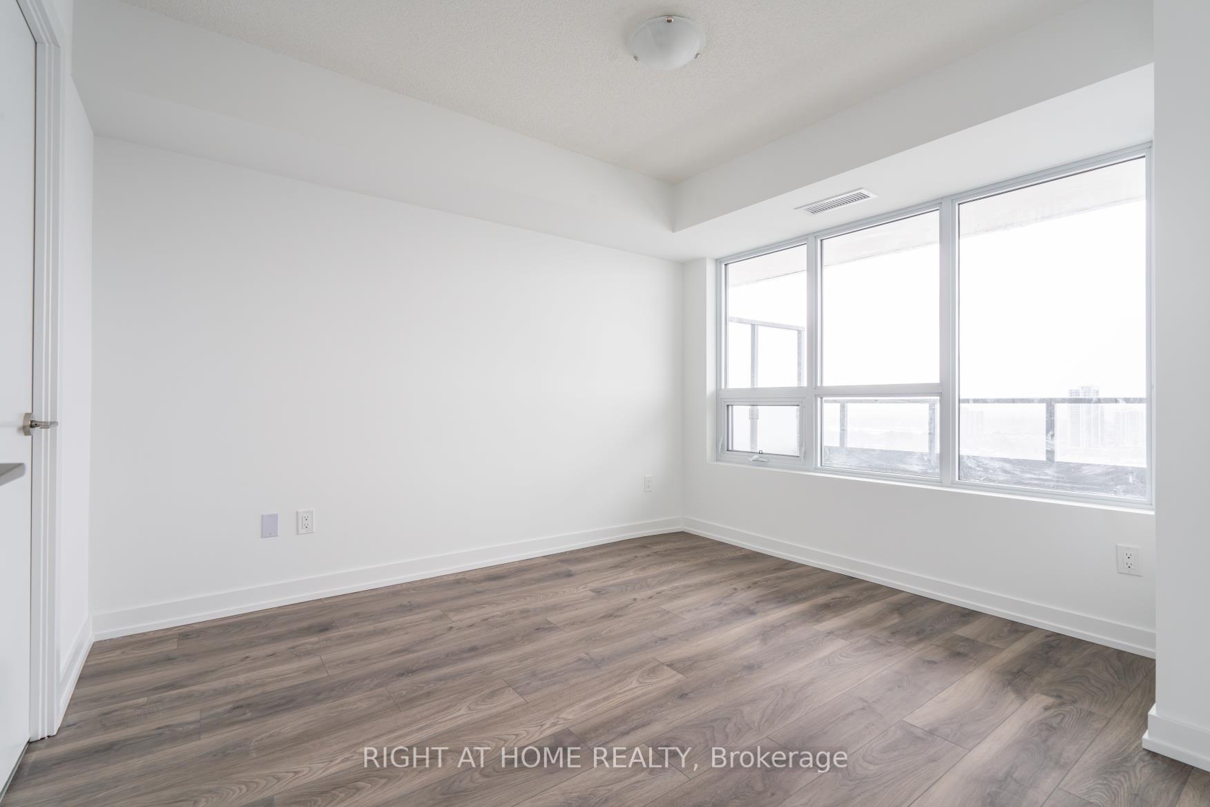 Photo 18 of 1435 Celebration Drive, Pickering, Bay Ridges — HOMEH