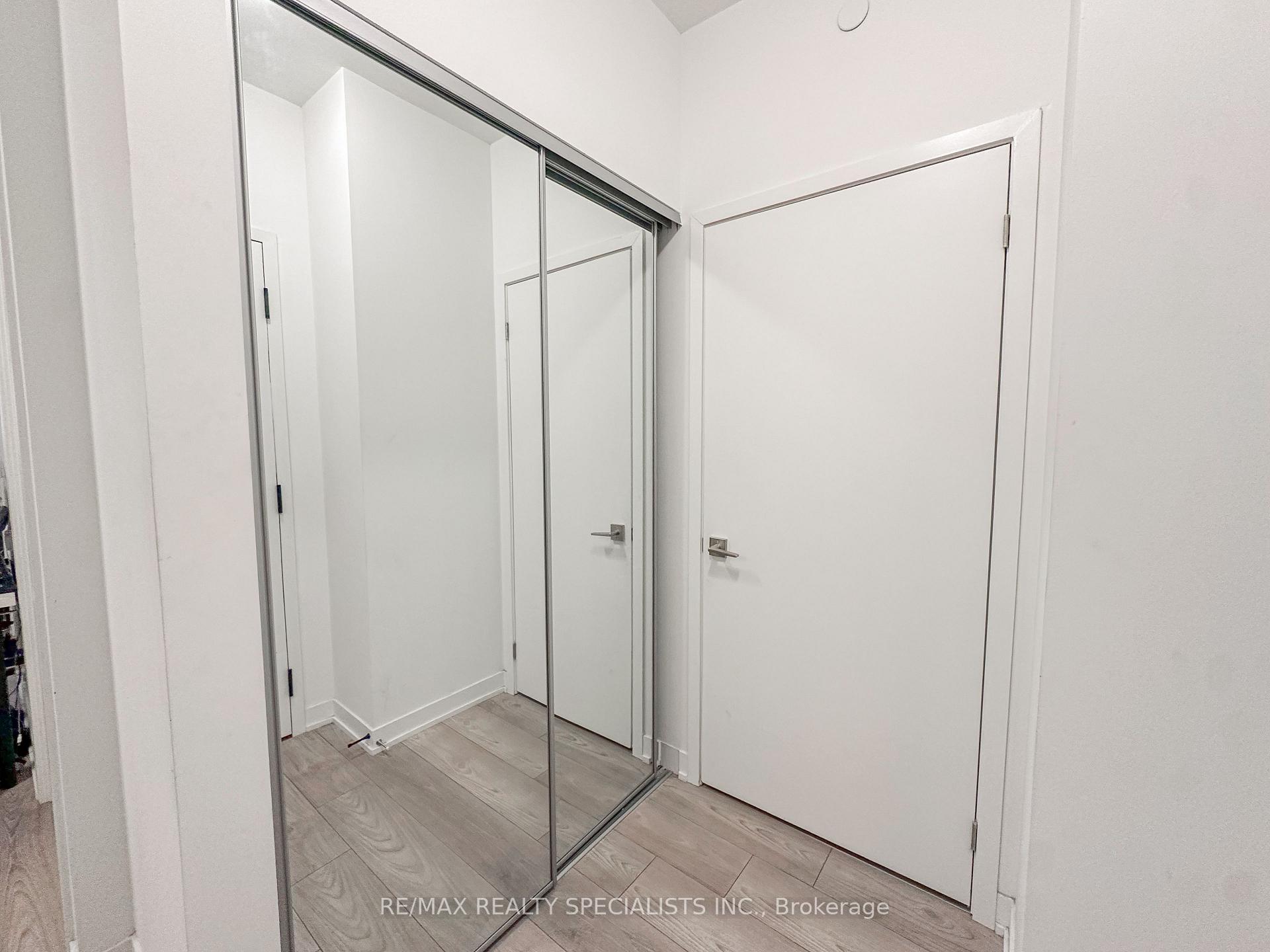 Photo 12 of Unit 2014, 10 Abeja Street, Vaughan, Concord — HOMEH