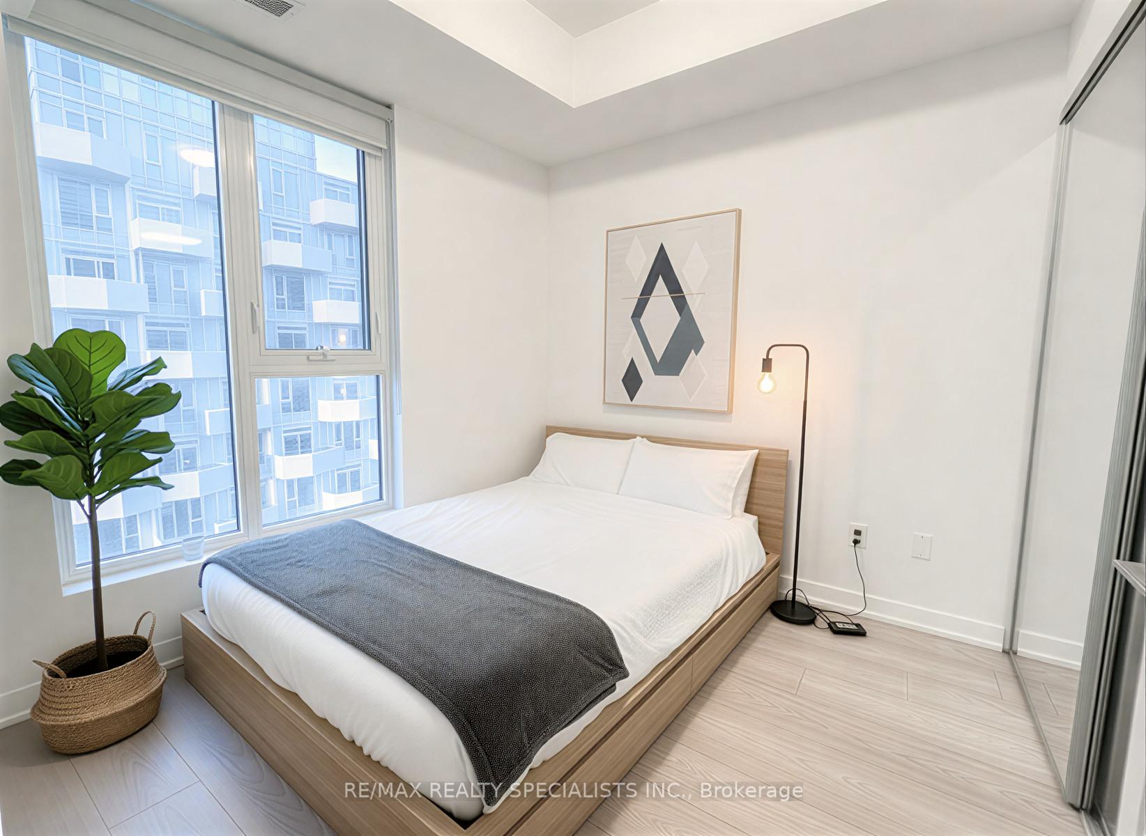 Photo 7 of Unit 2014, 10 Abeja Street, Vaughan, Concord — HOMEH