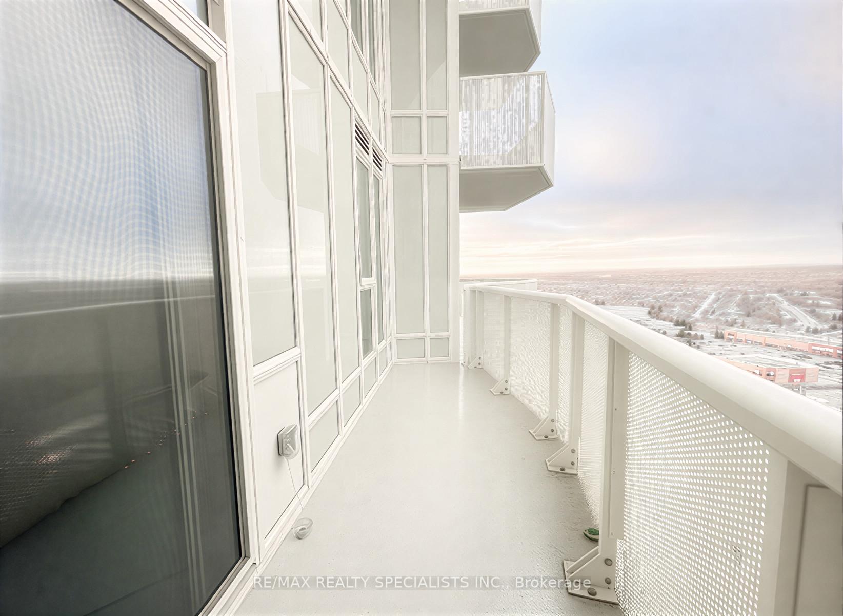 Photo 17 of Unit 2014, 10 Abeja Street, Vaughan, Concord — HOMEH