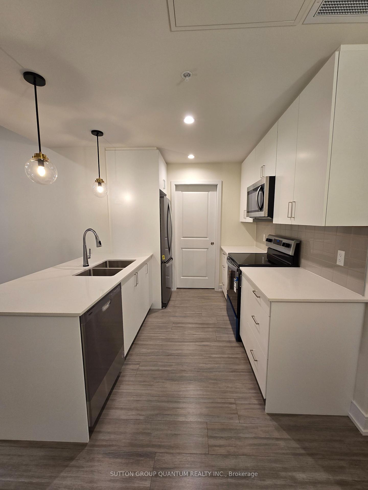Photo 5 of Unit 206, 121 Mary Street, Clearview, Creemore — HOMEH