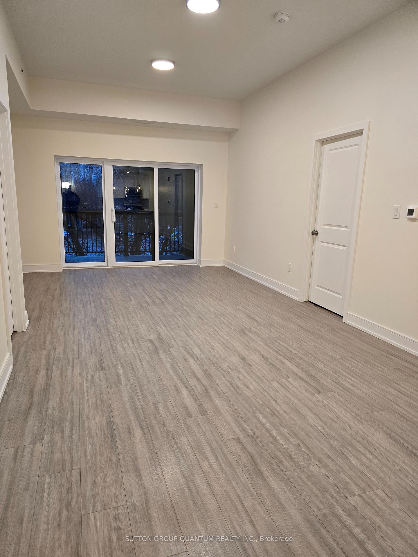 Photo 10 of Unit 206, 121 Mary Street, Clearview, Creemore — HOMEH