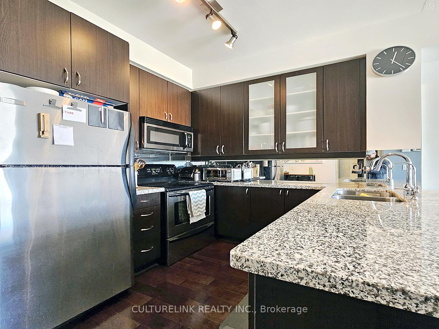 Photo 8 of Unit 616, 39 Upper Duke Crescent, Markham, Unionville — HOMEH