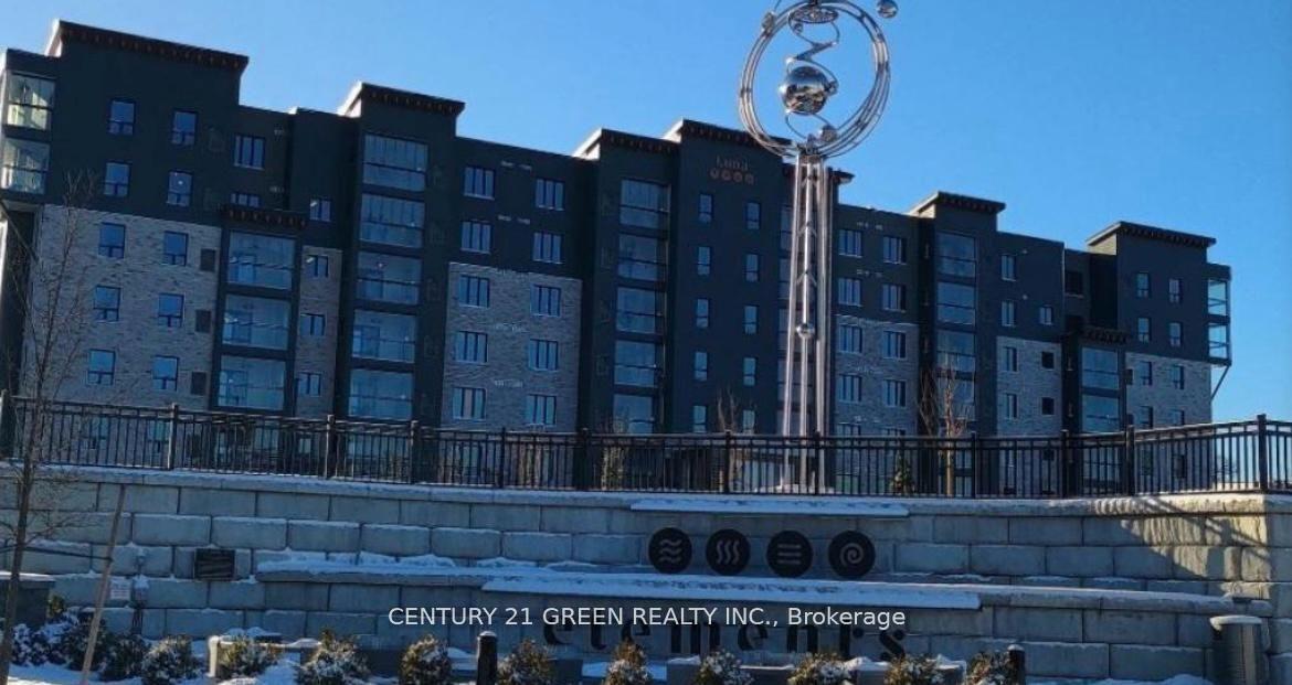 Front of Unit 106, 15 Kneeshaw Drive