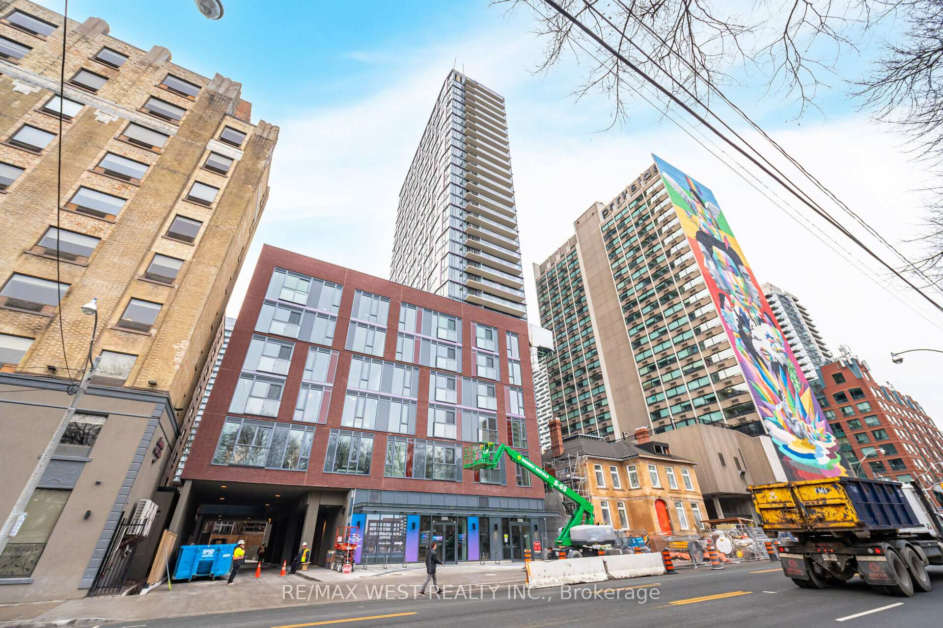Front of Unit 408, 308 Jarvis Street