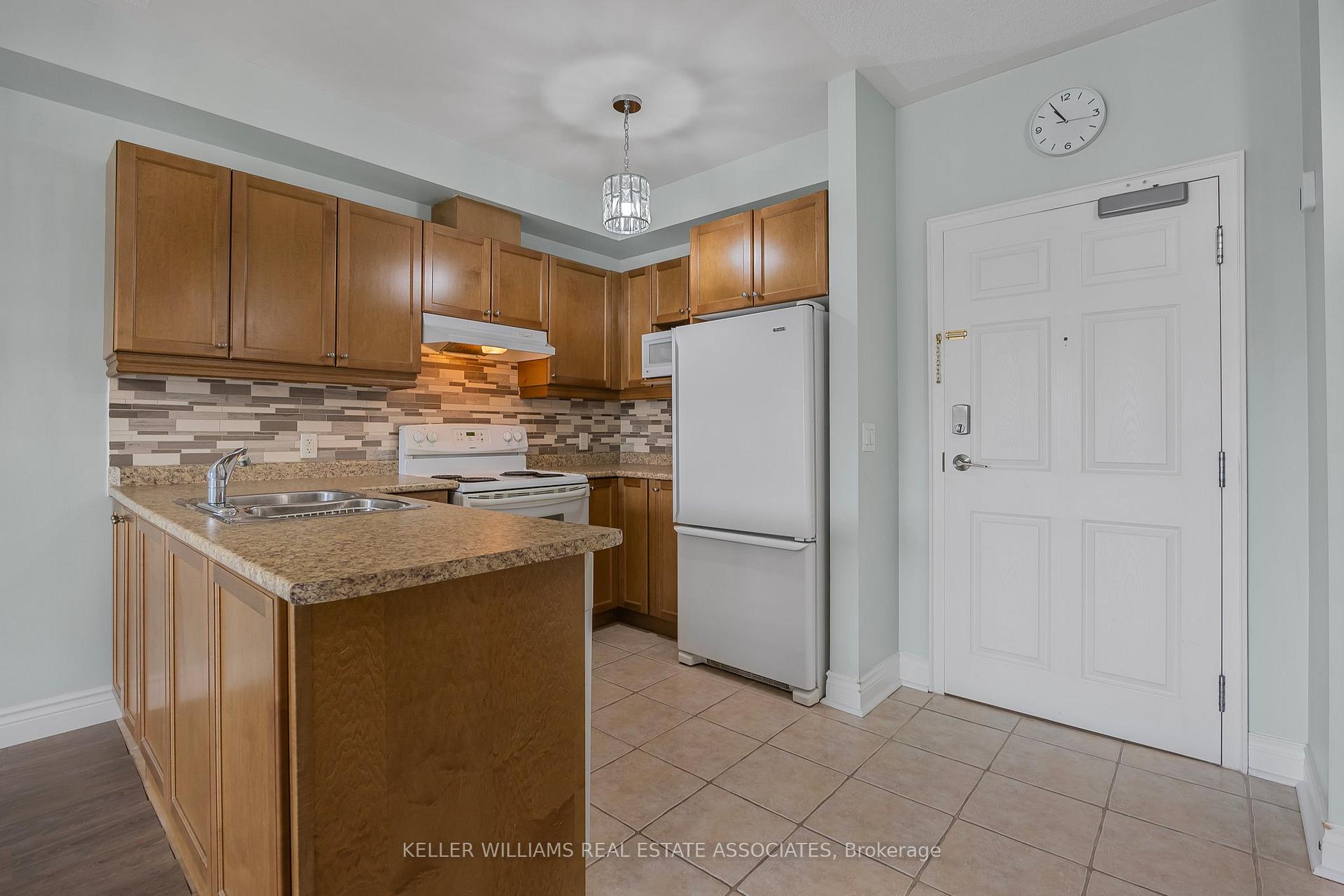 Photo 7 of Unit 313, 91 Raglan Street, Collingwood — HOMEH